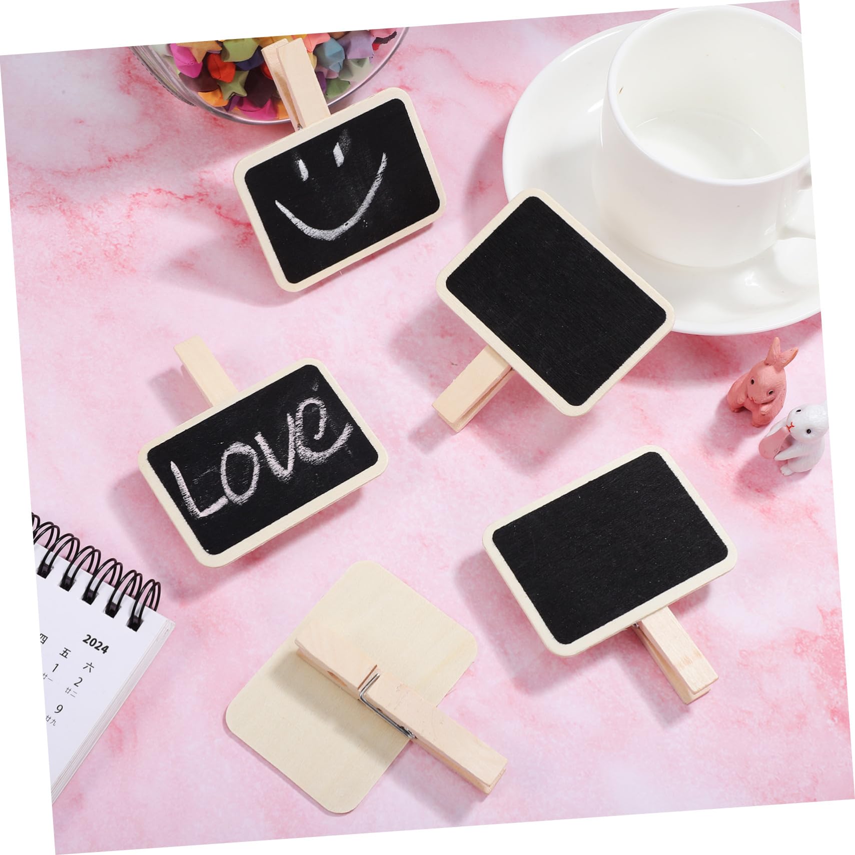 SHINEOFI 20 piccole clip da lavagna, piccole etichette da appendere con clip, etichetta alimentare su lavagne, con supporto, cartellini per prezzi, cartoni animati, mini clip di chiusura in legno