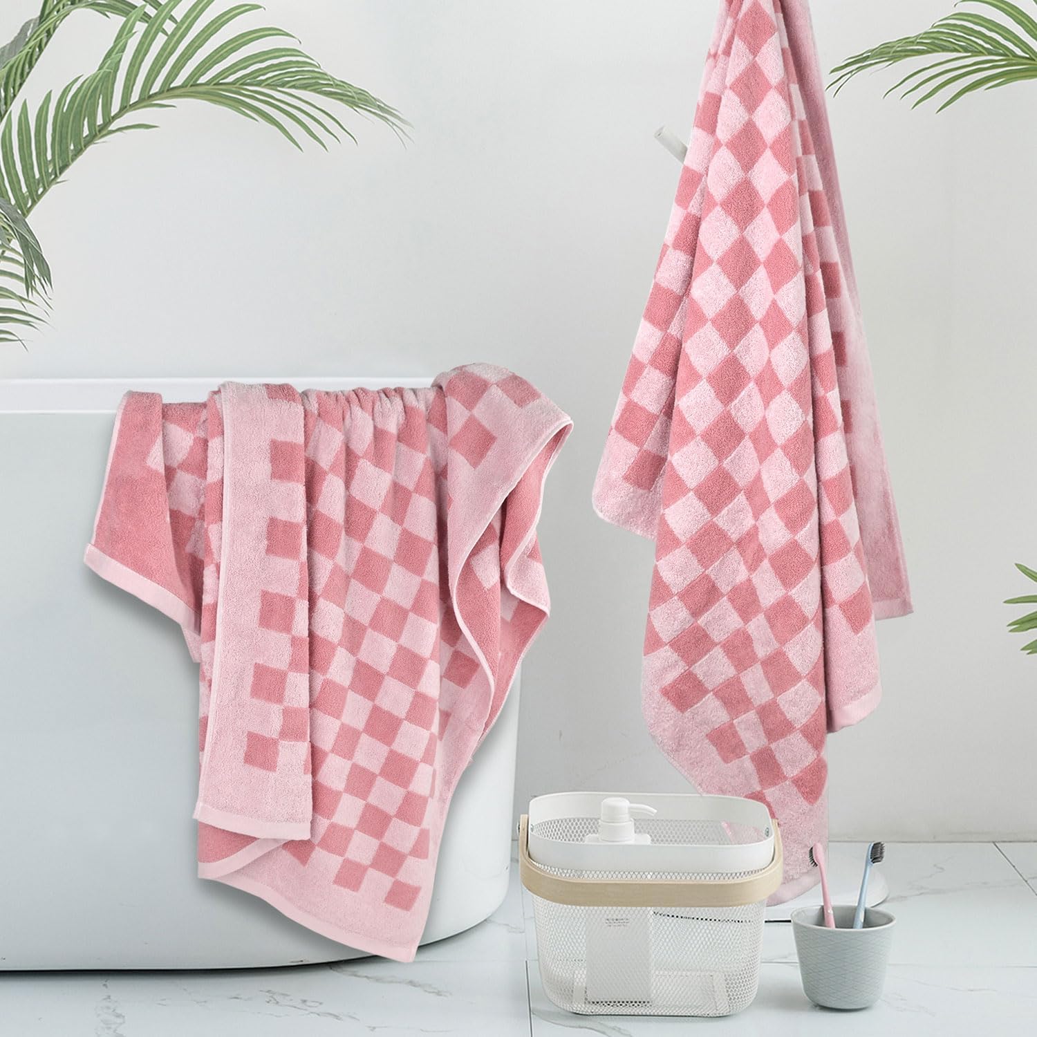 Jacquotha Lot de 2 Serviettes de Bain Douces en Coton à séchage Rapide pour Salle de Bain, Plage, Piscine (Carreaux Roses), Mignonnes et Amusantes pour Femmes, Filles, 69,9 x 140,7 cm