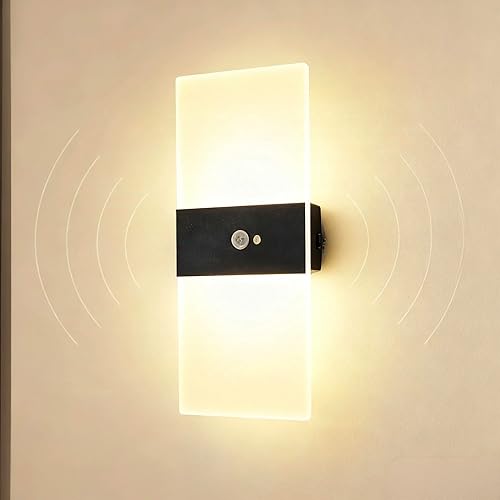 SURPALIG Luz con sensor de movimiento para interiores, lámpara de pared con batería de 3600 mAh, recargable, luz LED magnética inalámbrica de ahorro