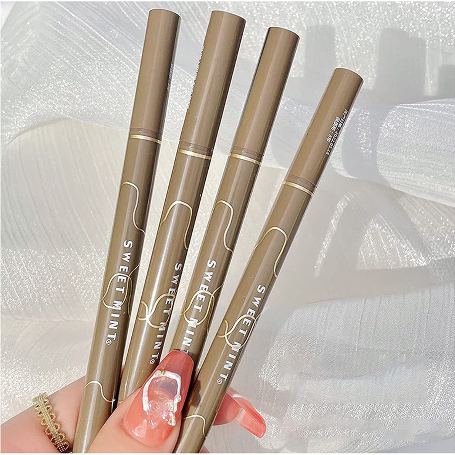 Quick-Drying Waterproof Superfine Eyeliner Pen, 4pcs Hyper Easy Liquid Pen No-Skip Waterproof Very Fine Eyeliner Makeup Long Lasting High Pigmented Smudge Proof Formula (Dark Brown 4PCS)