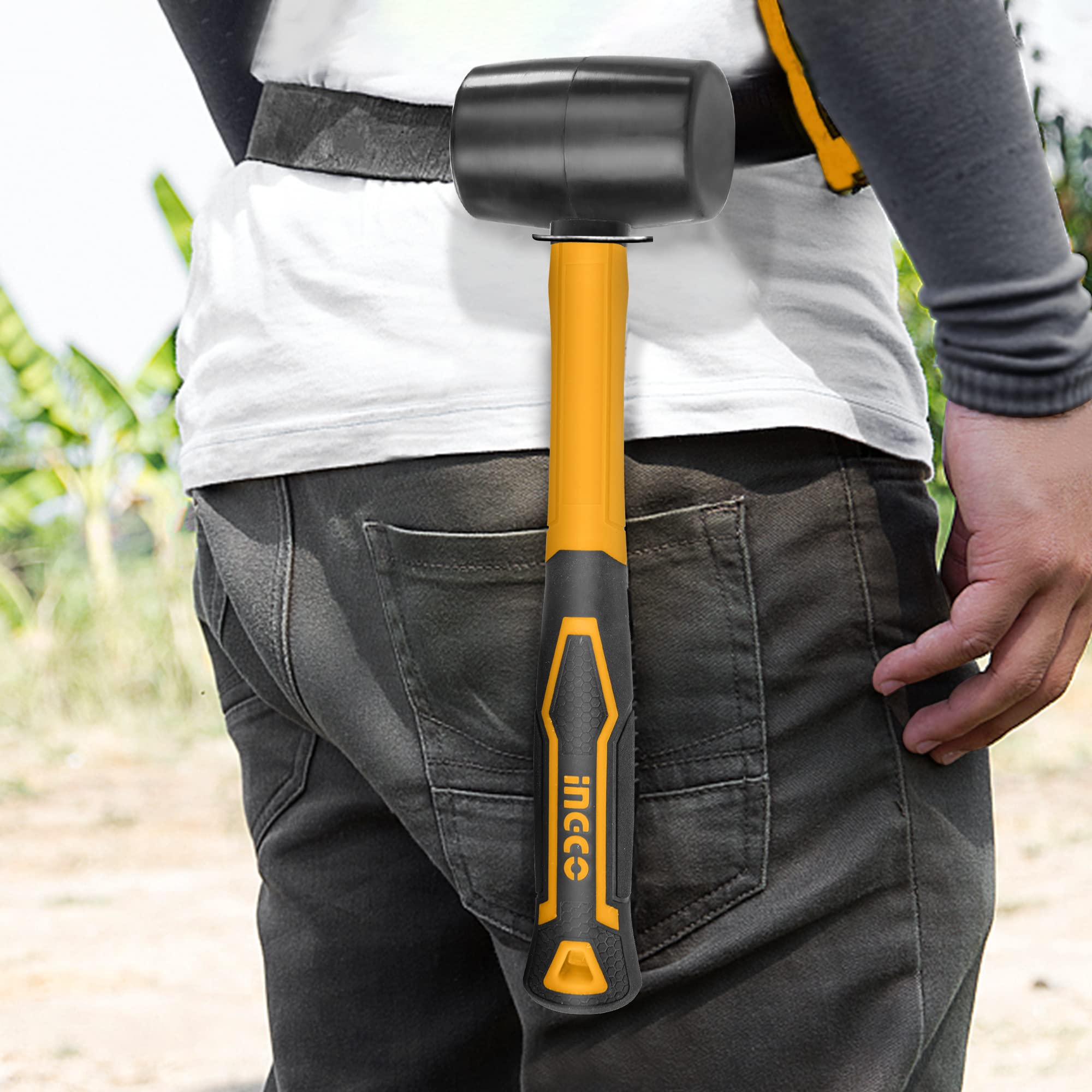 Ingco Rubber Hammer 220g, Unique Design Fiberglass Handle, Professional Rubber Hammer for Flooring, Woodworking 3