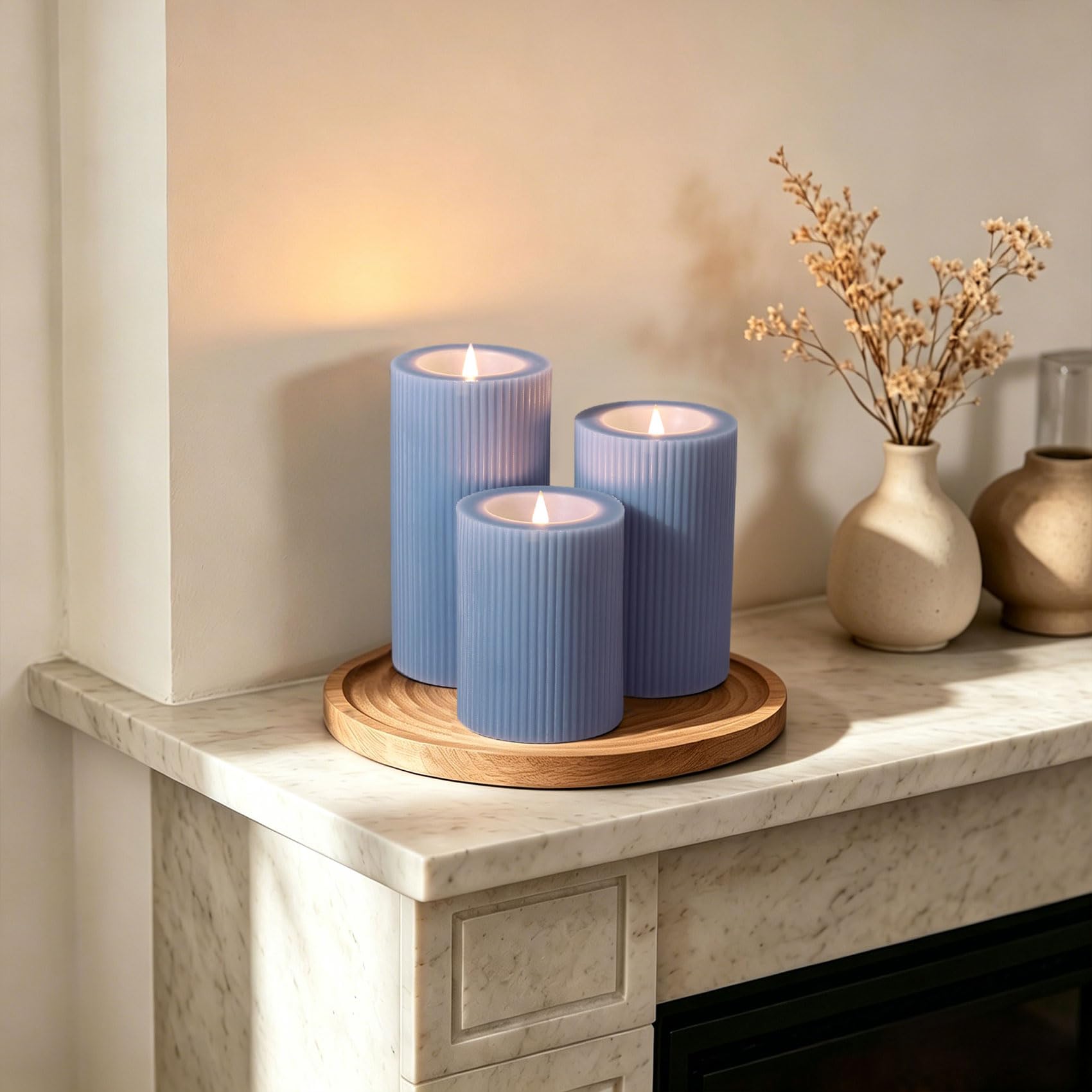 Candele a pilastro senza fiamma a coste blu polveroso con telecomando, fiamma tremolante in movimento, candele a LED di cera a batteria, decorazione per la casa, set di 2