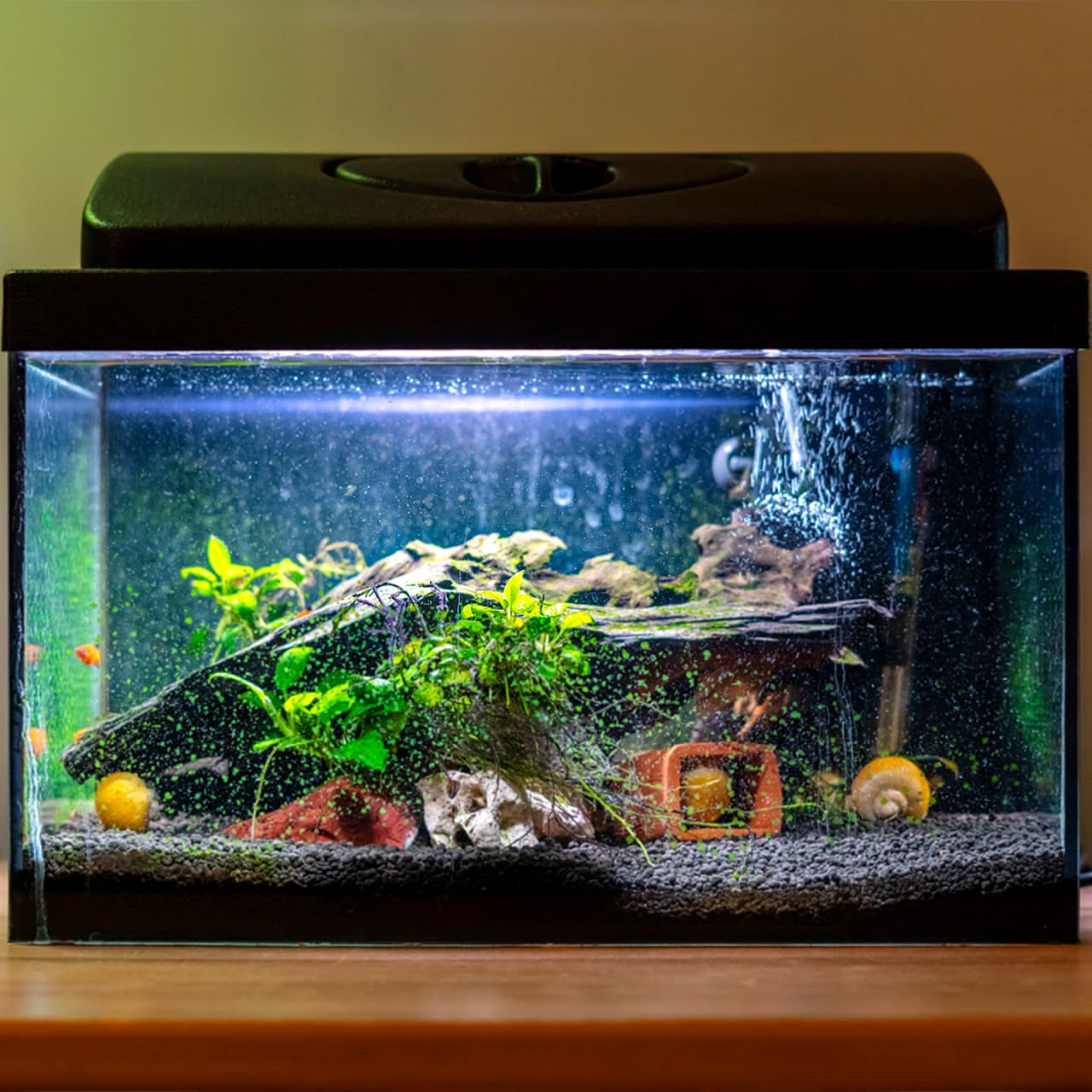 Garneck Tappetino per acquario 40 x 30 cm – ispessito – Tappetino in schiuma antiscivolo per un livellamento ottimale e una protezione del piano del tavolo – Accessori impermeabili per acquari