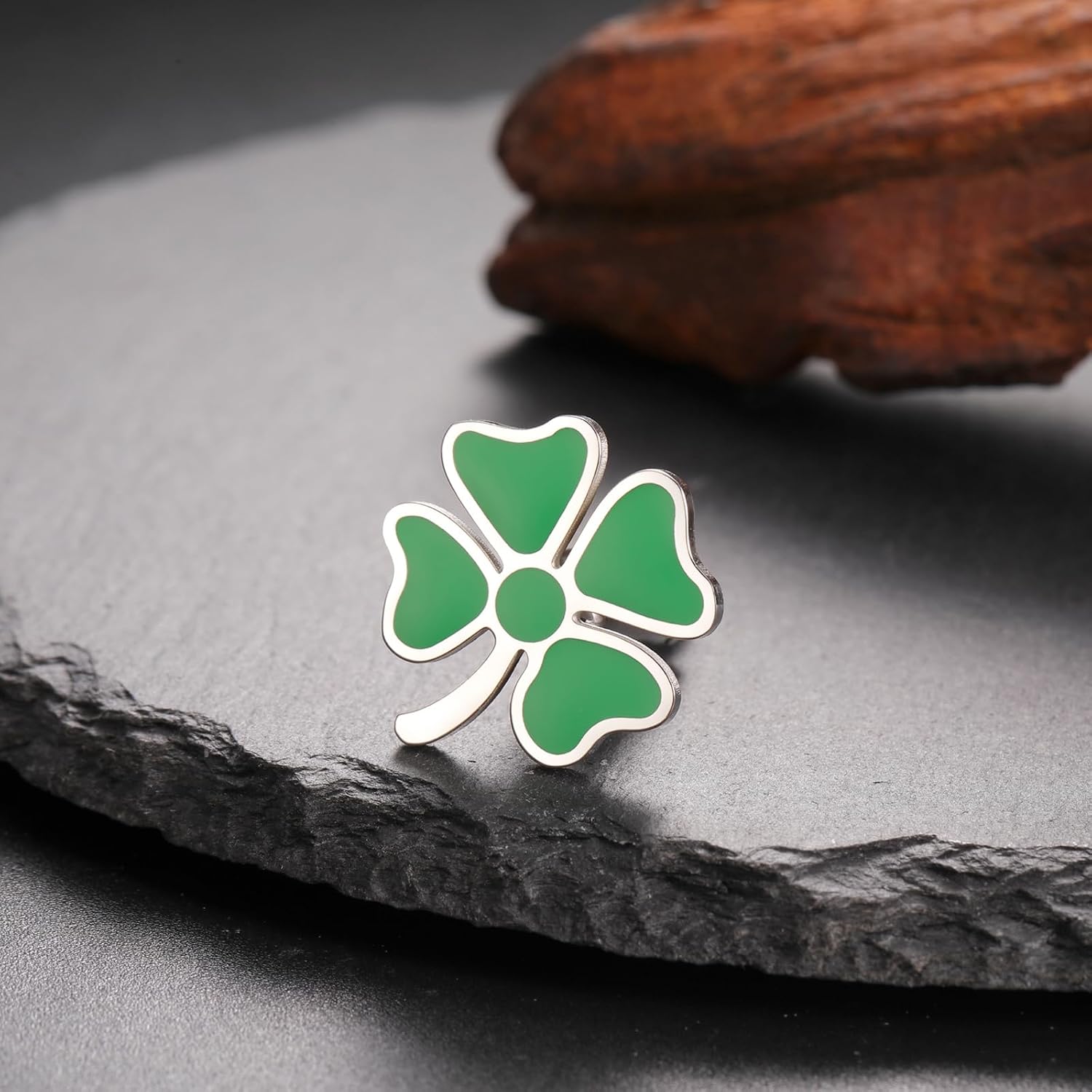 Four Leaf Clover Cufflinks for Men Stainless Steel Green Clover Cuff Links Shamrock Irish Ireland Lucky Clover Cufflinks Business Wedding Shirts Jewelry