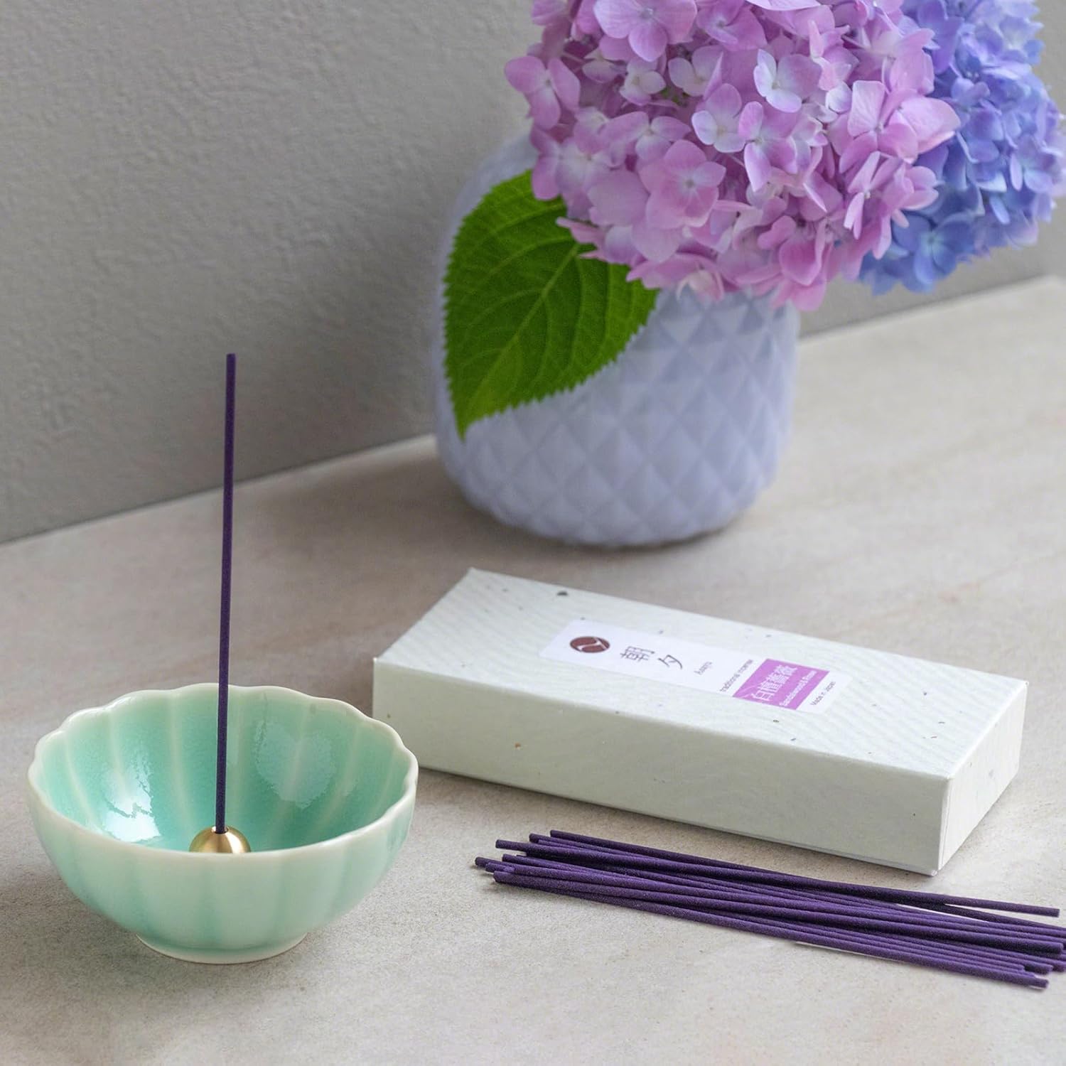 Asayu Japan Traditional Smoke Incense Sticks Sandalwood & Rose Blend Fragrance Scent (40gr) for Evening Meditation, Relax or Yoga, Made in Japan - Sandalwood & Rose Blend