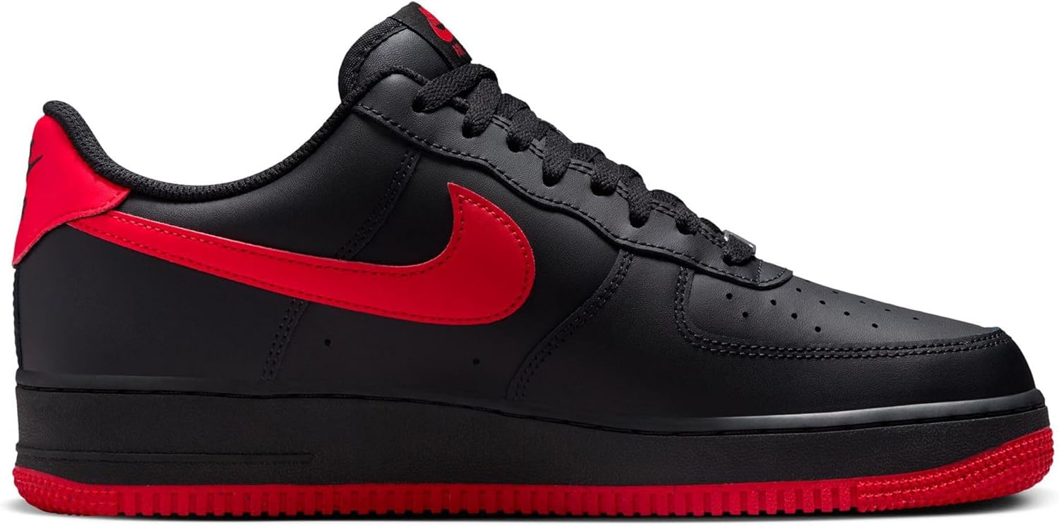 Black/University Red