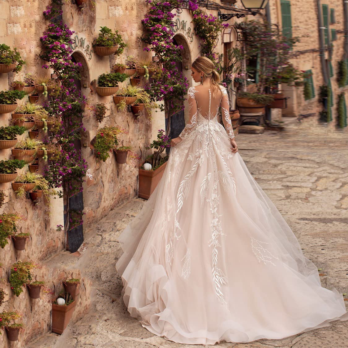 Abiti da Sposa A Manica Lunga da Donna Abiti da Sposa Lunghi con Elegante Scollatura A V sul Retro Abito da Sposa in Pizzo Nudo con Applique - Avorio