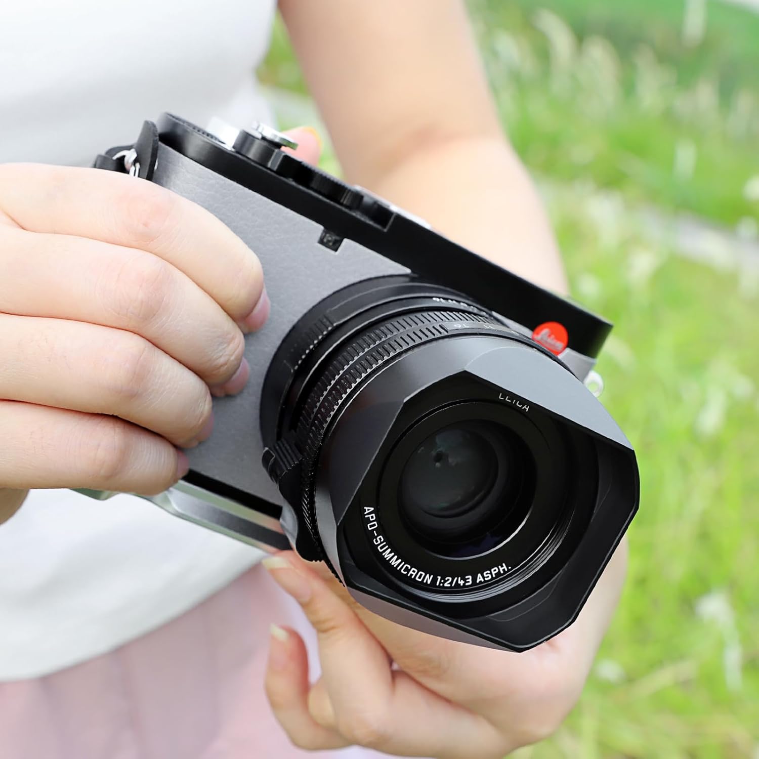 Haoge Metal Square Lens Hood for Leica Q3 Q3-43 Camera Accessories Black LH-LQ343B