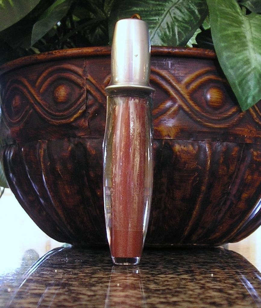 Dr Jeannette Graf Rejuvenation Retinol Lip Gloss ~ CARAMEL