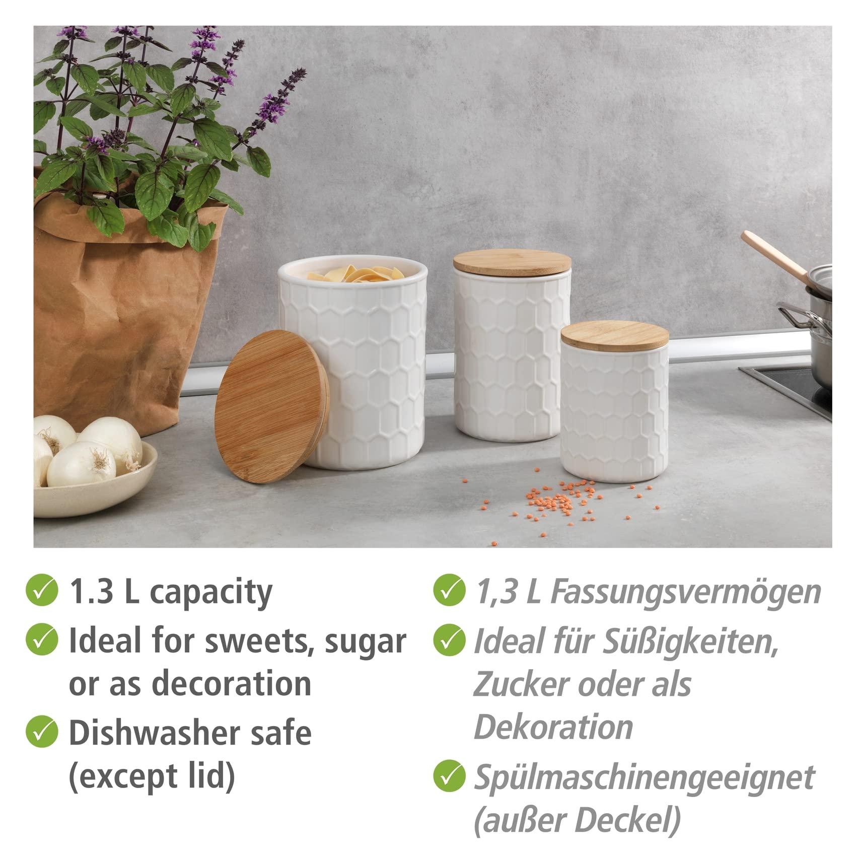 WENKO Aufbewahrungsdose Maya aus hochwertiger weißer Keramik mit Wabenstruktur, spülmaschinengeeignete Dose mit luftdicht verschließbarem Deckel aus Bambus, FSC Zertifiziert, 1,3 L, 13 x 17 cm