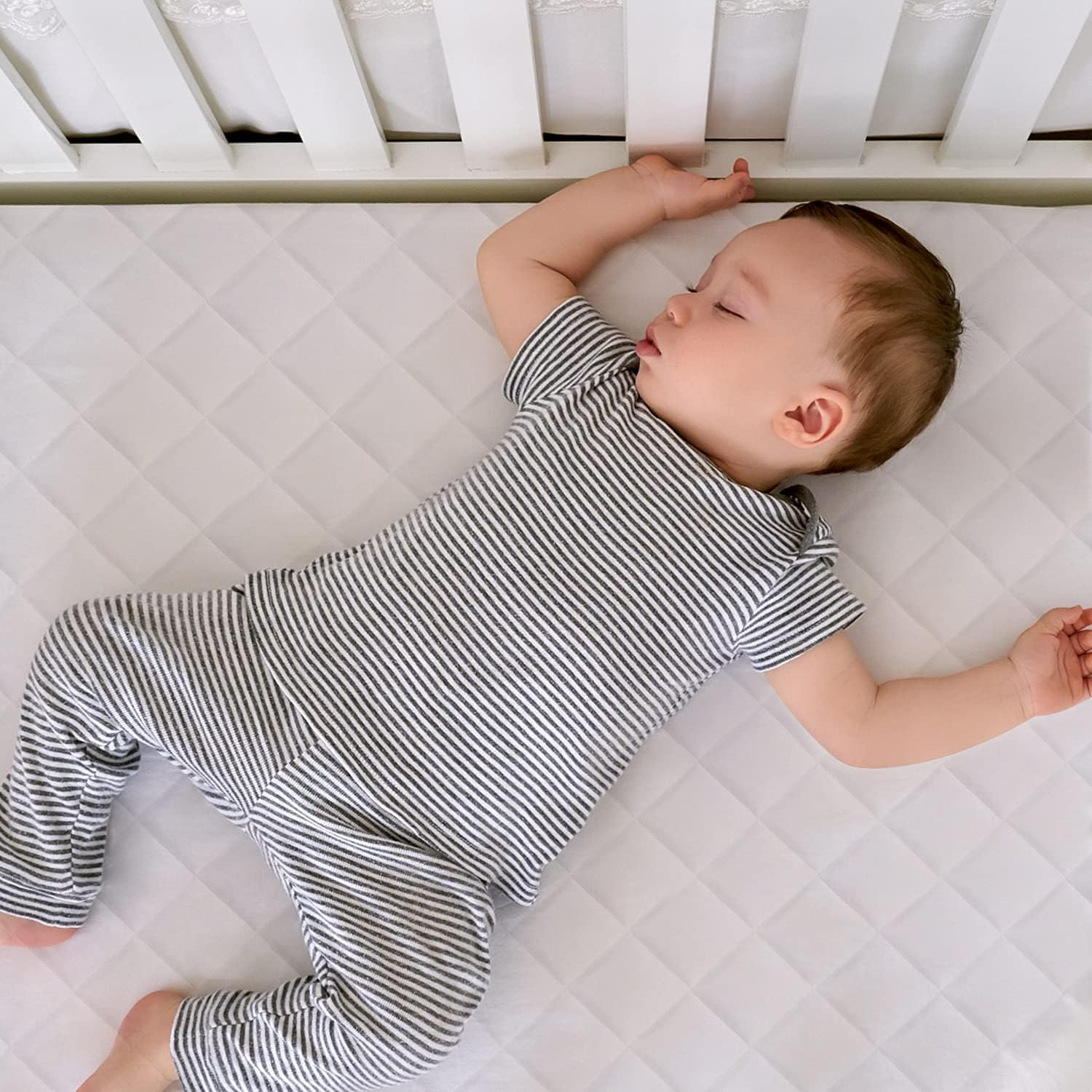 Bassinet Mattress Pad Cover, Compatible with Rectangle/Hourglass/Oval Bassinet Mattress , 2 Pack Waterproof and Soft Cotton Sheet, Breathable Bamboo Sleep Surface: Kitchen & Dining