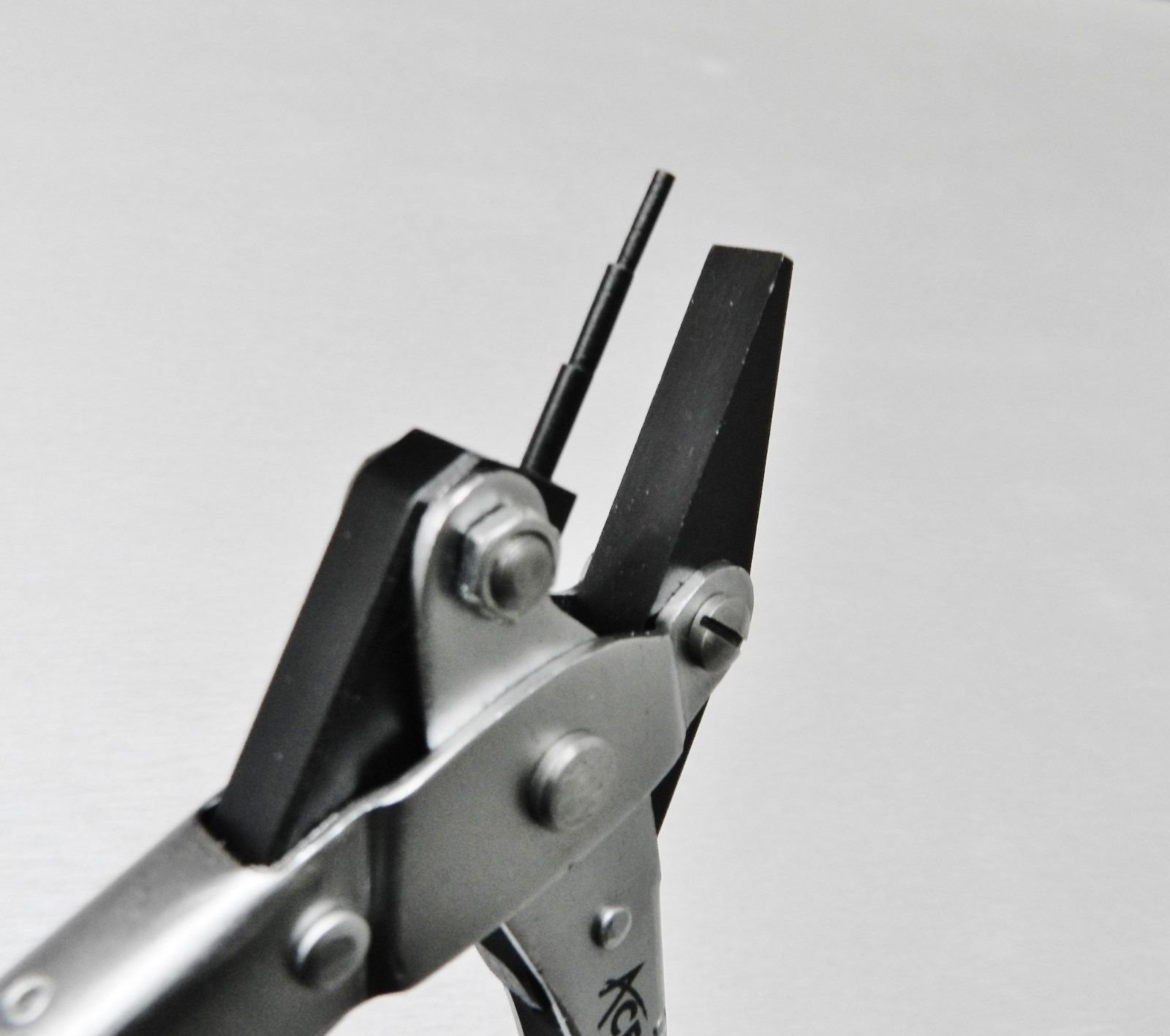 PARALLEL PLIERS ROUND 3 STEPPED SIZES WIRE WRAPPING JEWELRY MAKING TOOL 140mm (5 E) NOVELTOOLS