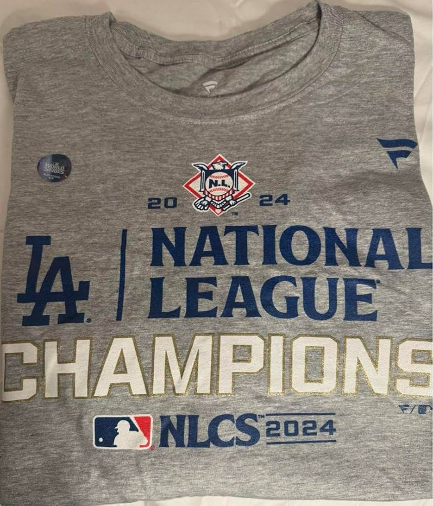 ロサンゼルスドジャース ワールドシリーズチャンピオン記念Tシャツ S 優勝 大谷 Amazon.co.jp: ナリーグチャンピオンロサンゼルスドジャース優勝