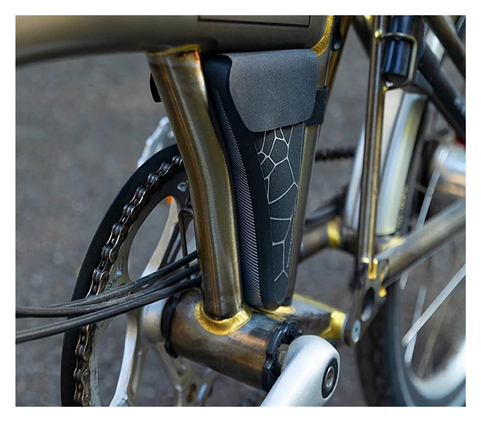 Xi Yu Borsa da bici mini triangolo impermeabile da 1 pezzo da 0,32 litri | Guida quotidiana su brevi distanze, conserva piccoli accessori for il ciclismo