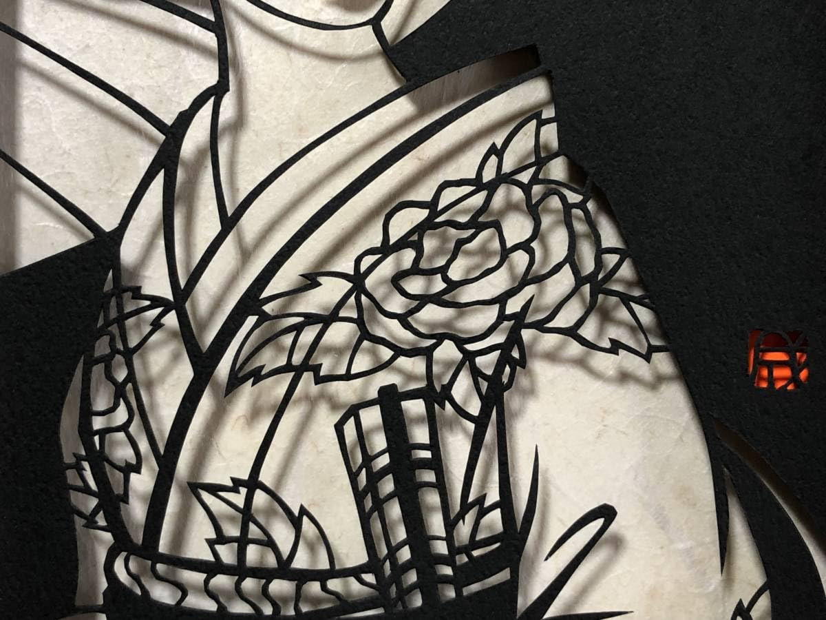 Amazon.co.jp: 町田吉成作 時雨 額入り切り絵 2007年 真作 : おもちゃ