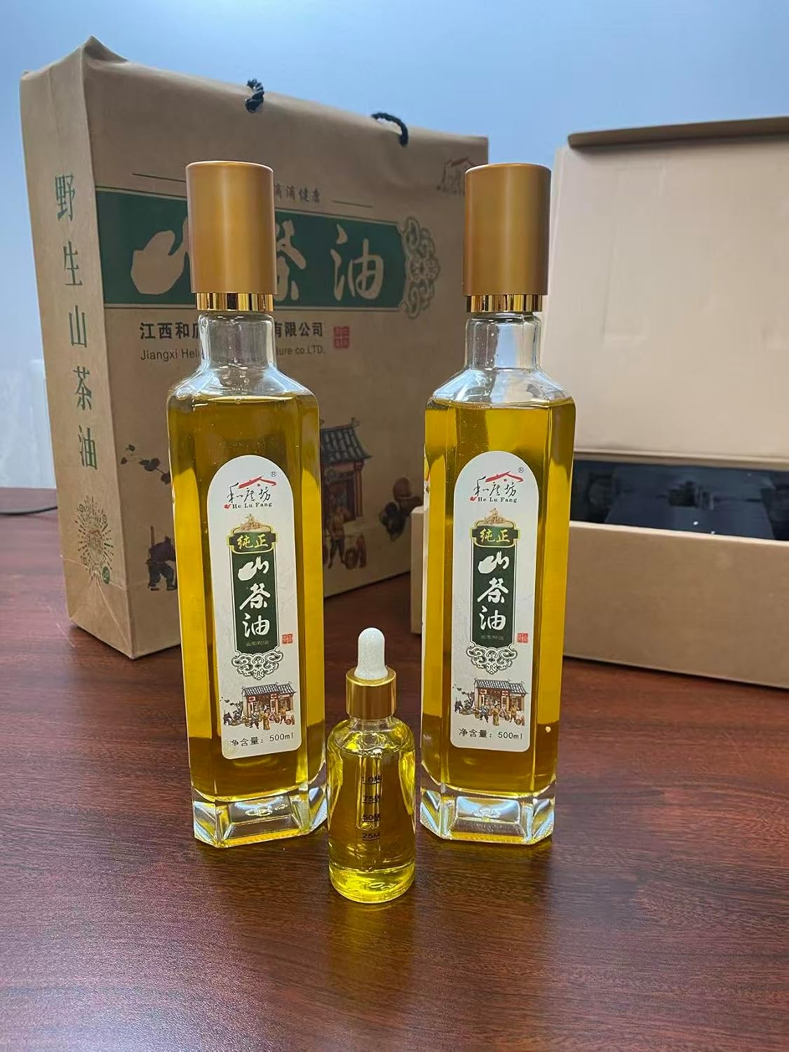 He Lu Fang Cold Pressed Organic Camellia Oil Gift Set - 100% Pure Cold Pressed Tea Seed Oil, 485°F High Smoke Point for Healthy Cooking, 80% Oleic Acid (Omega-9), 500ml x 2 Bottles + 50ml