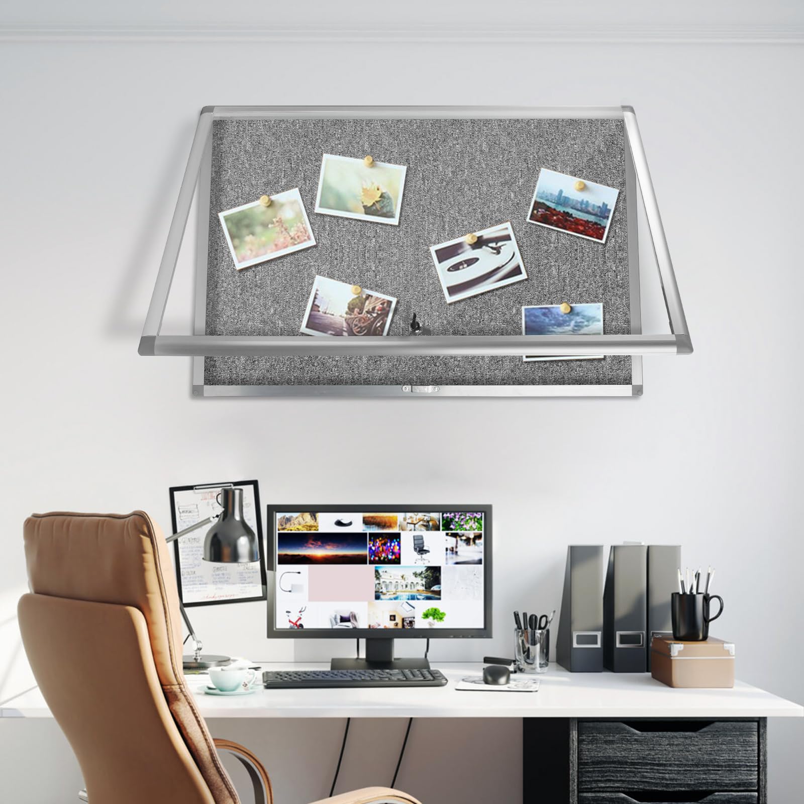 Tablón de anuncios cerrado, resistente a la intemperie, vitrina de mensajes con puerta de bloqueo acrílica, fieltro gris, marco de aluminio, 36 x 24 pulgadas (5 x A4)