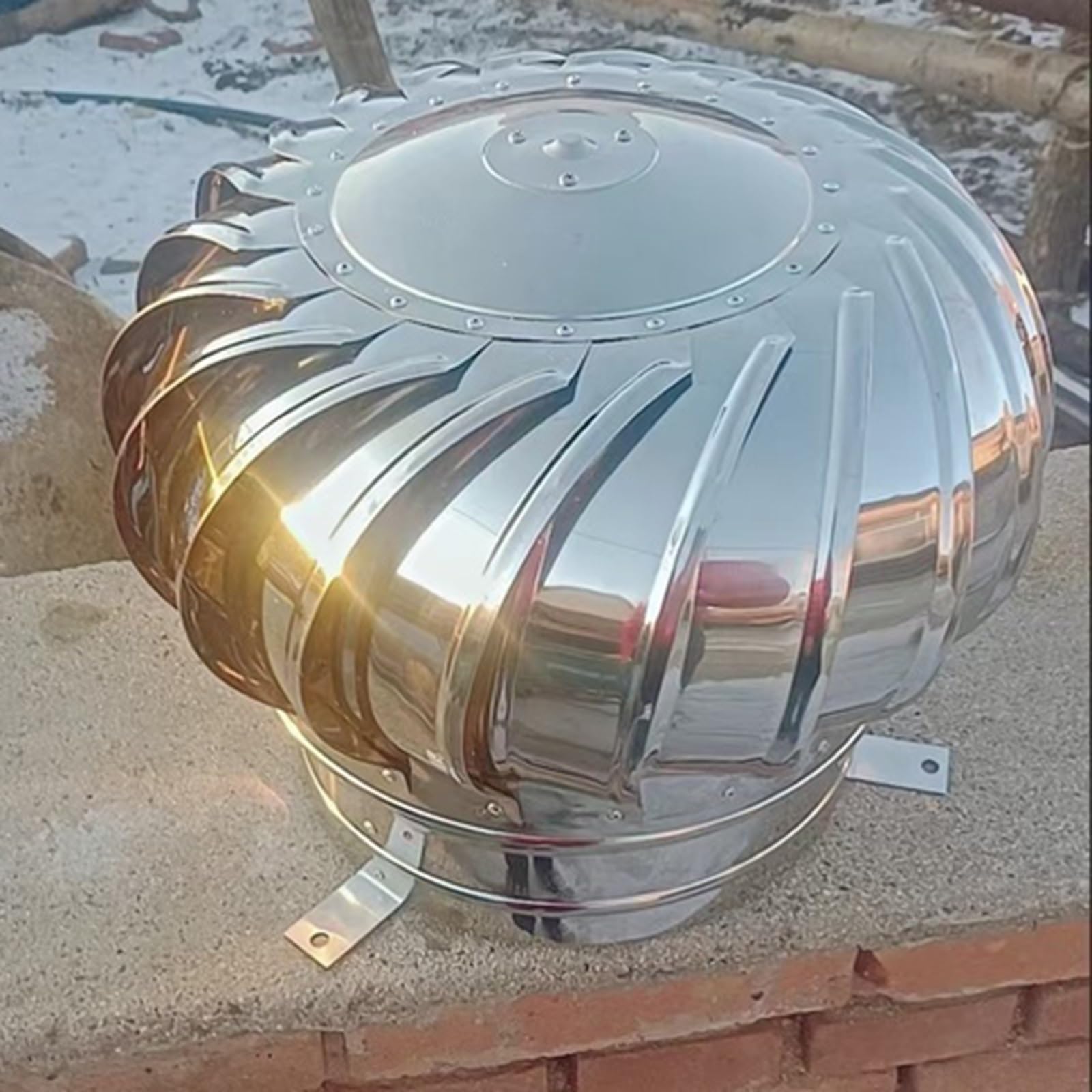 Pogrubiona osłona wentylacyjna ze stali nierdzewnej 201 bez zasilania, odporna na rdzę kula wiatrowa na dachu 350 mm trwała i odporna na warunki atmosferyczne osłona otworu wentylacyjnego dla lepszej