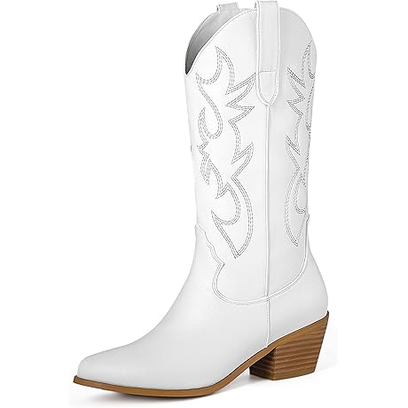 Mid-Calf White Cowgirl Boots: Embracing Western Chic.