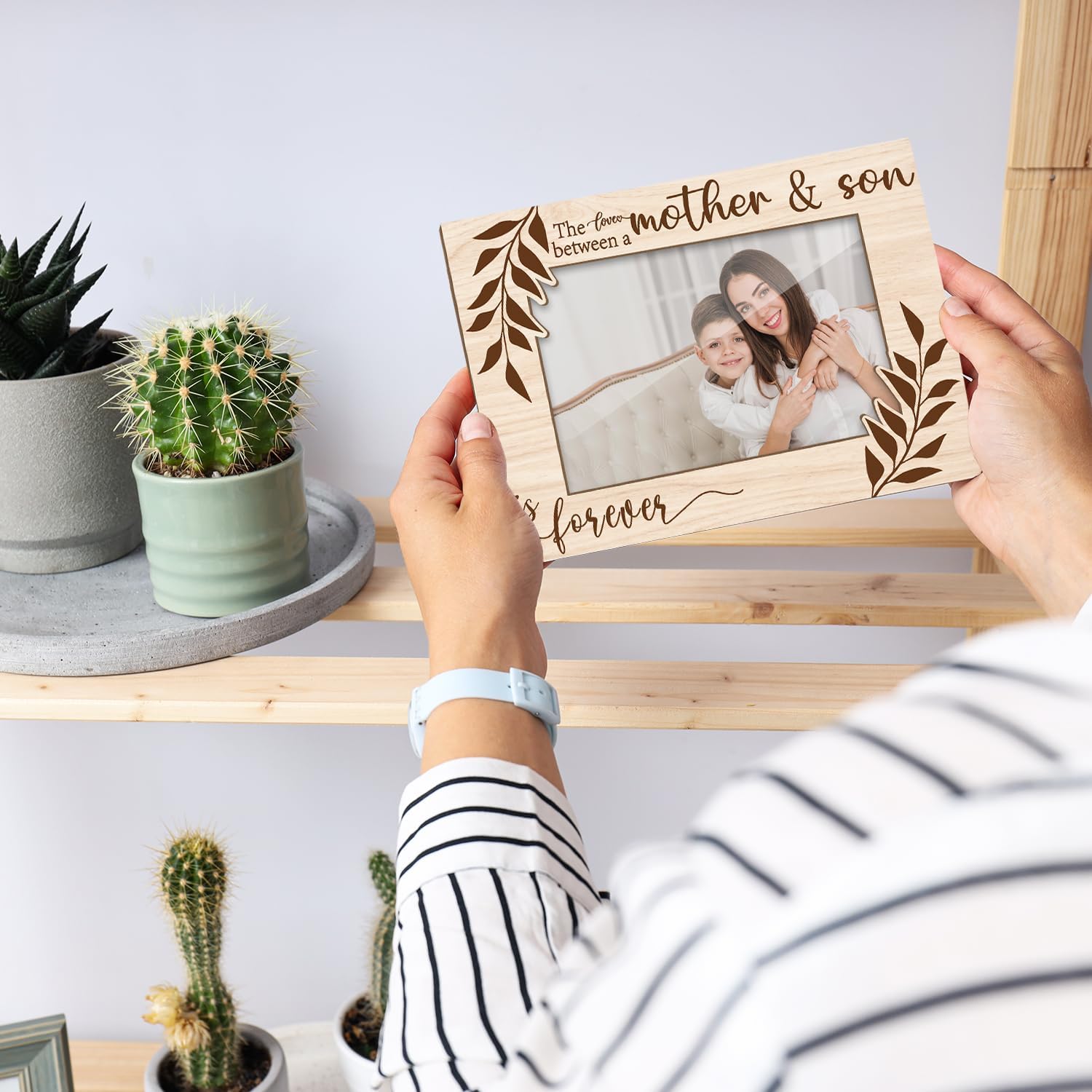 Mother & Son Photo Frame, The Love Between a Mother & Son is Forever Picture Frame, 4x6 Wooden Picture Frames Best Gifts for Mothers Day Birthday, Home Office Shelf Table Decor -010 - Image 3