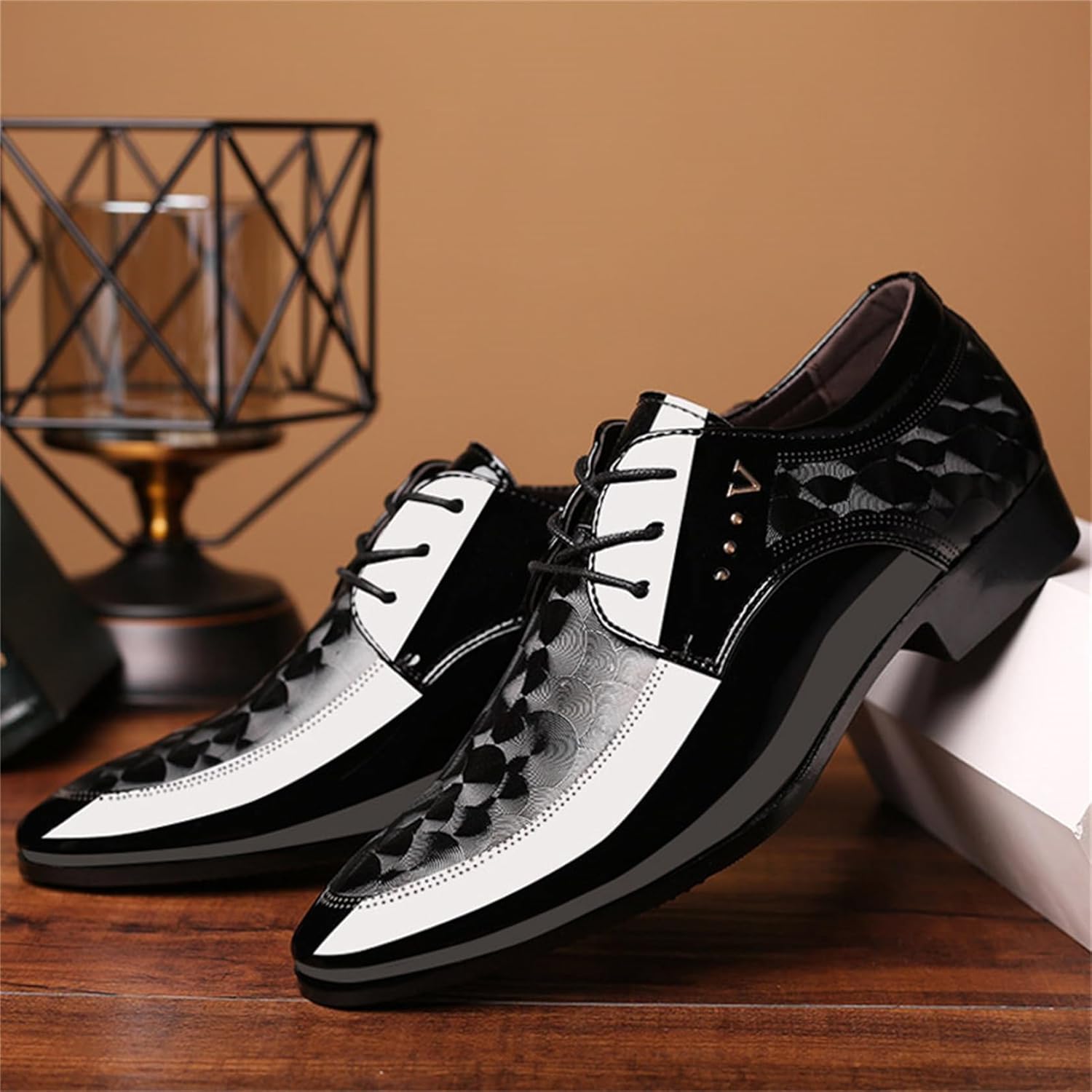 Men's Vintage Elegant Patent Leather Dress Shoes Lace-up Formal Business Oxfords Wedding Prom - Image 4