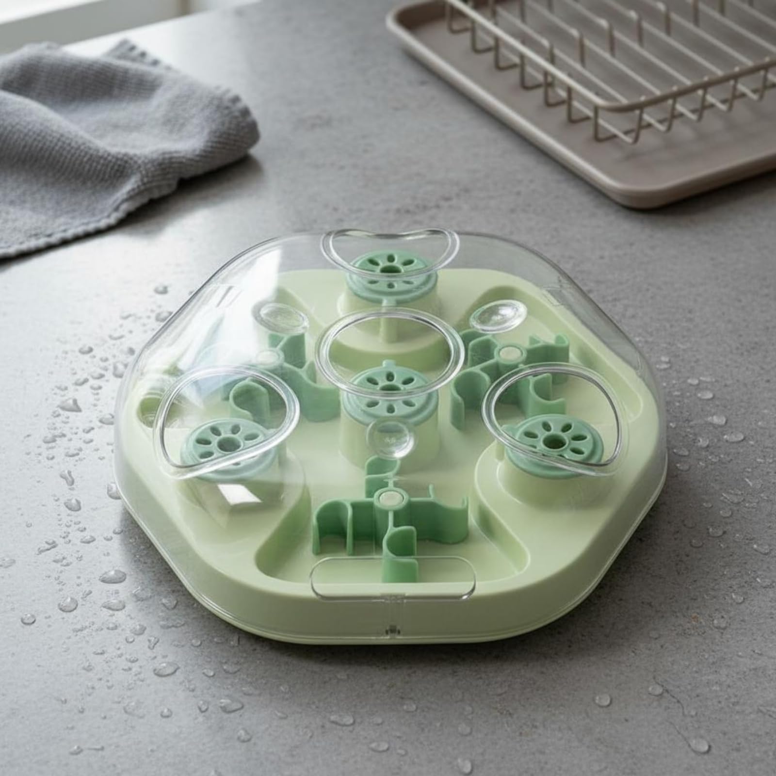 Mangiatoia Interattiva per Gatti Rompicapo Cibo Secco Dispenser Antingozzamento Gioco con Scomparti Materiale PET Facile da Pulire Adatta a Pasti, Verde, Giocattolo Per Gatti