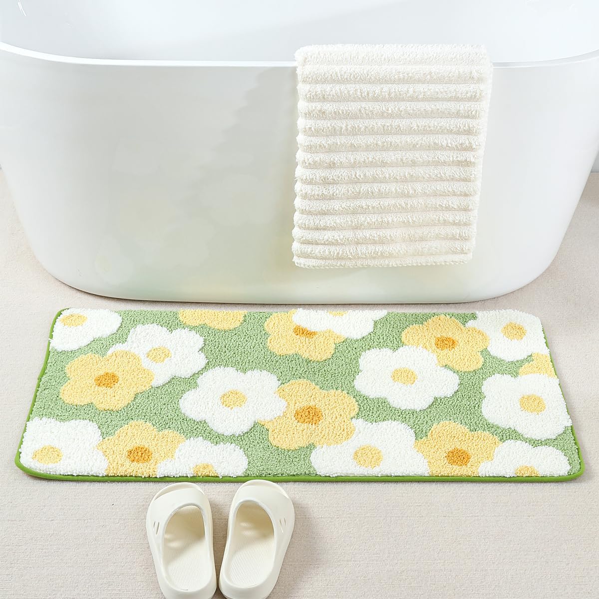 Molesun Floral Bath Mat, Bathroom Rug Non-Slip Soft Shower Rug Microfiber Cute Bath Rug for Kids, Water Absorbent Thick Shaggy Floor Mats for Bedroom, Kitchen, Home Decor, 20x40