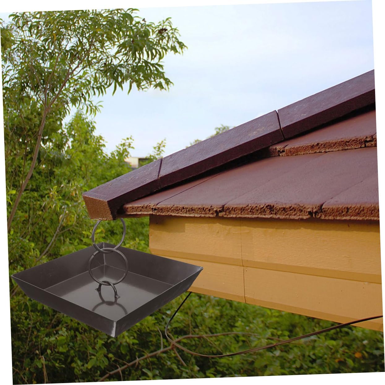 Hanging Rain Chain Set with Decorative Design Includes Rainwater Basin and Hooks for Outdoor Garden and Porch Drainage
