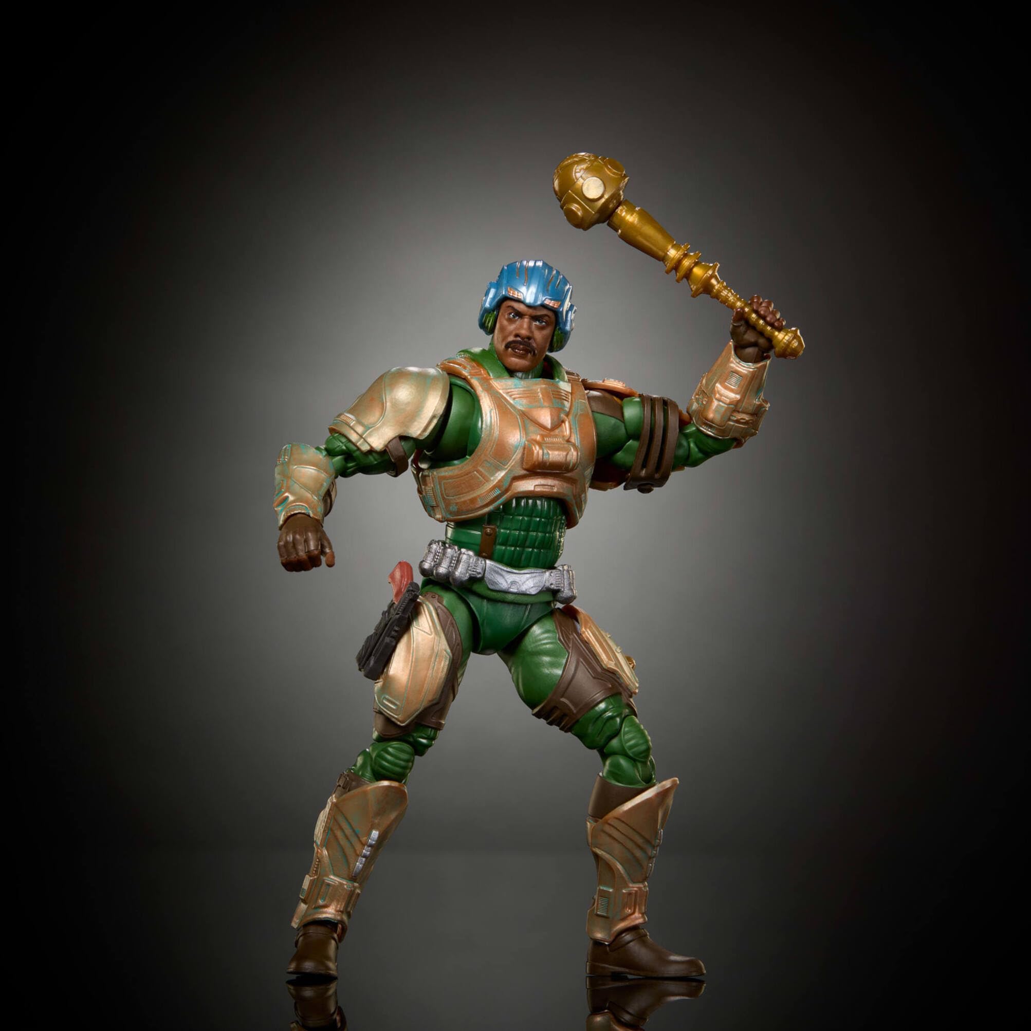 Masters of the Universe Chronicles 2026 Figura de Man-At-Arms | Escala de 16,5 cm, 30 puntos de articulación, fiel a la película, recuerda a Idris Elba, Duncan Guardia Real, JKJ25