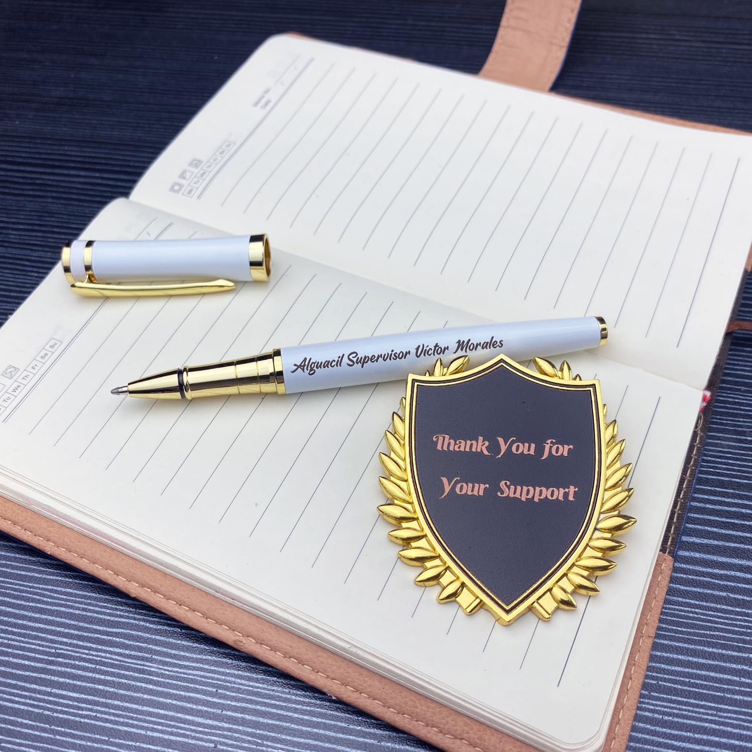 Yastar Personalised Gift Pens with a Custom badge with 2 Black Refills Quality Pen Metal Body - Custom with Names Message on the Pen - Gift Pen Set for Family Colleague Elder Friends