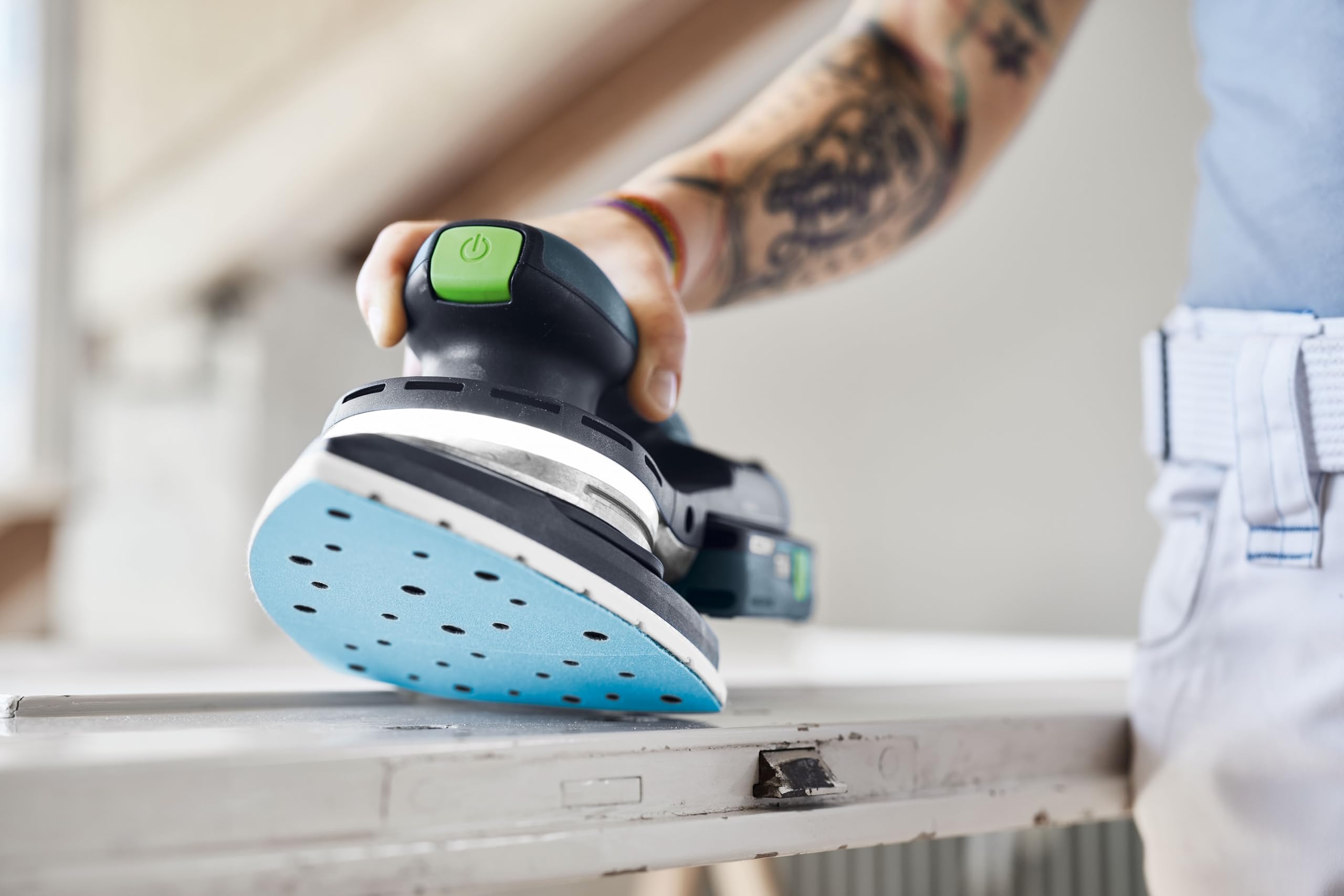 Festool Akku-Deltaschleifer DTSC 200 - Schleifmaschine mit LED-Licht | Bürstenloser EC 2.0-Motor mit Vibrationsschutz, StickFix Schnellverschluss, Hartmetall-Tellerbremse und App-Steuerung