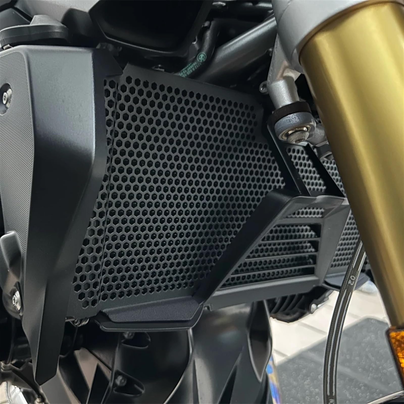 LOTFI Moto R1250R R1250RS Griglia Del Radiatore Protezione Della Copertura Della Protezione Misura for BMW R1250 R 1250 R RS 1250R 1250RS 2019 2020 2021 2022 2023