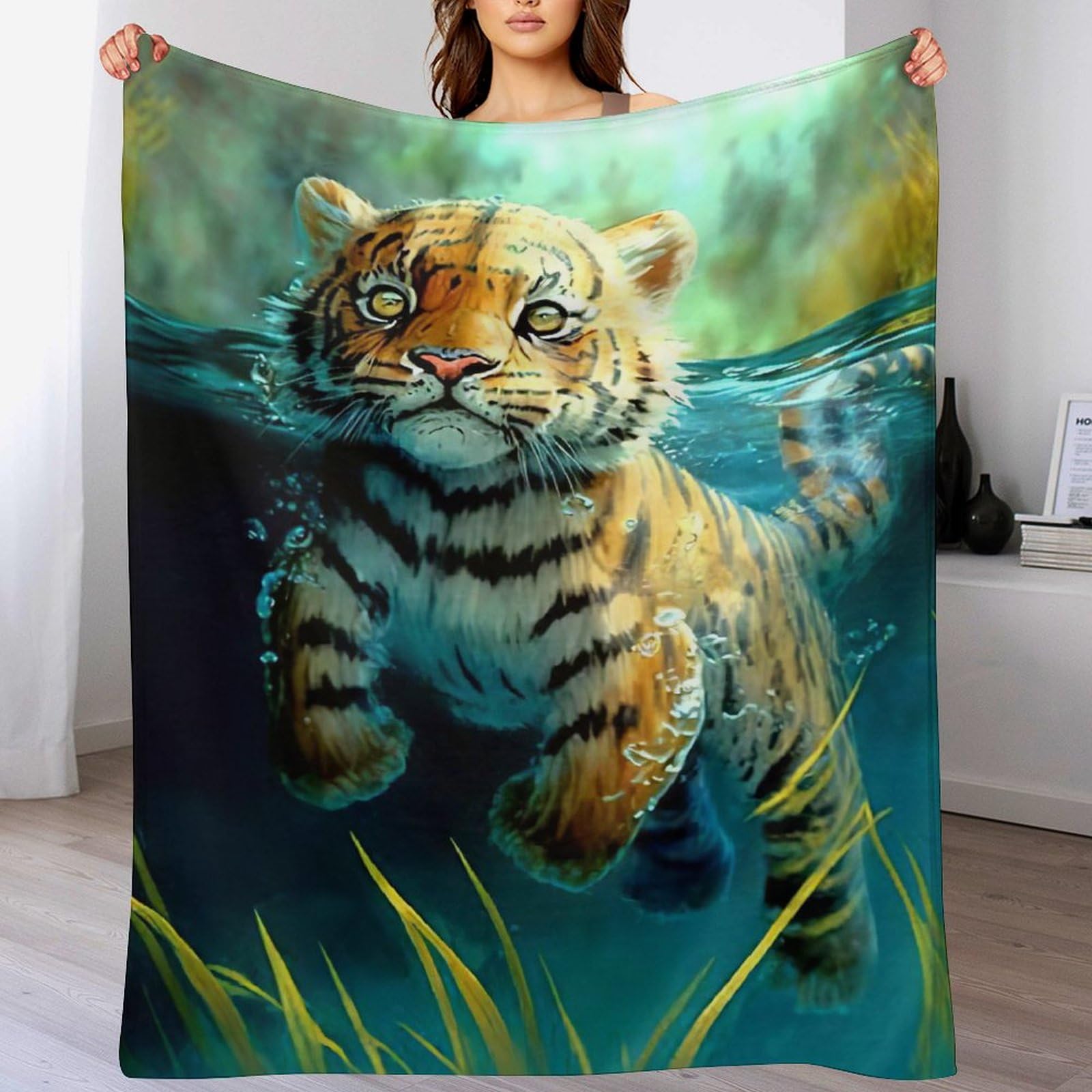 Couverture tigre en peluche pour vos soirées télé canapé