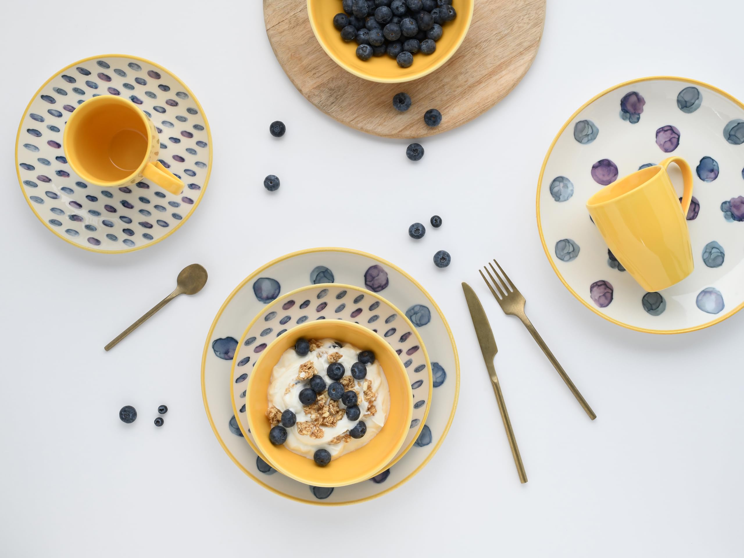 CreaTable, 24176, seria Maisie, 16-częściowy zestaw naczyń dla 4 osób, serwis kombi z kamionki, nadaje się do mycia w zmywarce i używania w kuchence mikrofalowej, wysokiej jakości produkcja