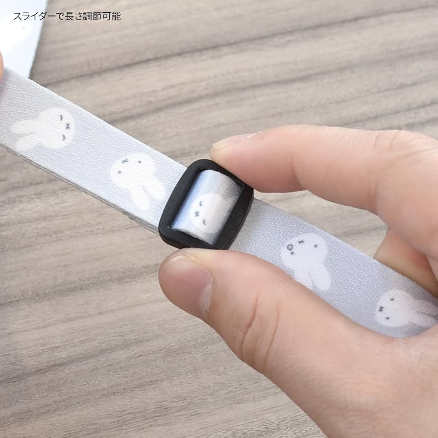 Amazon | [グルマンディーズ] ミッフィー ネックストラップ