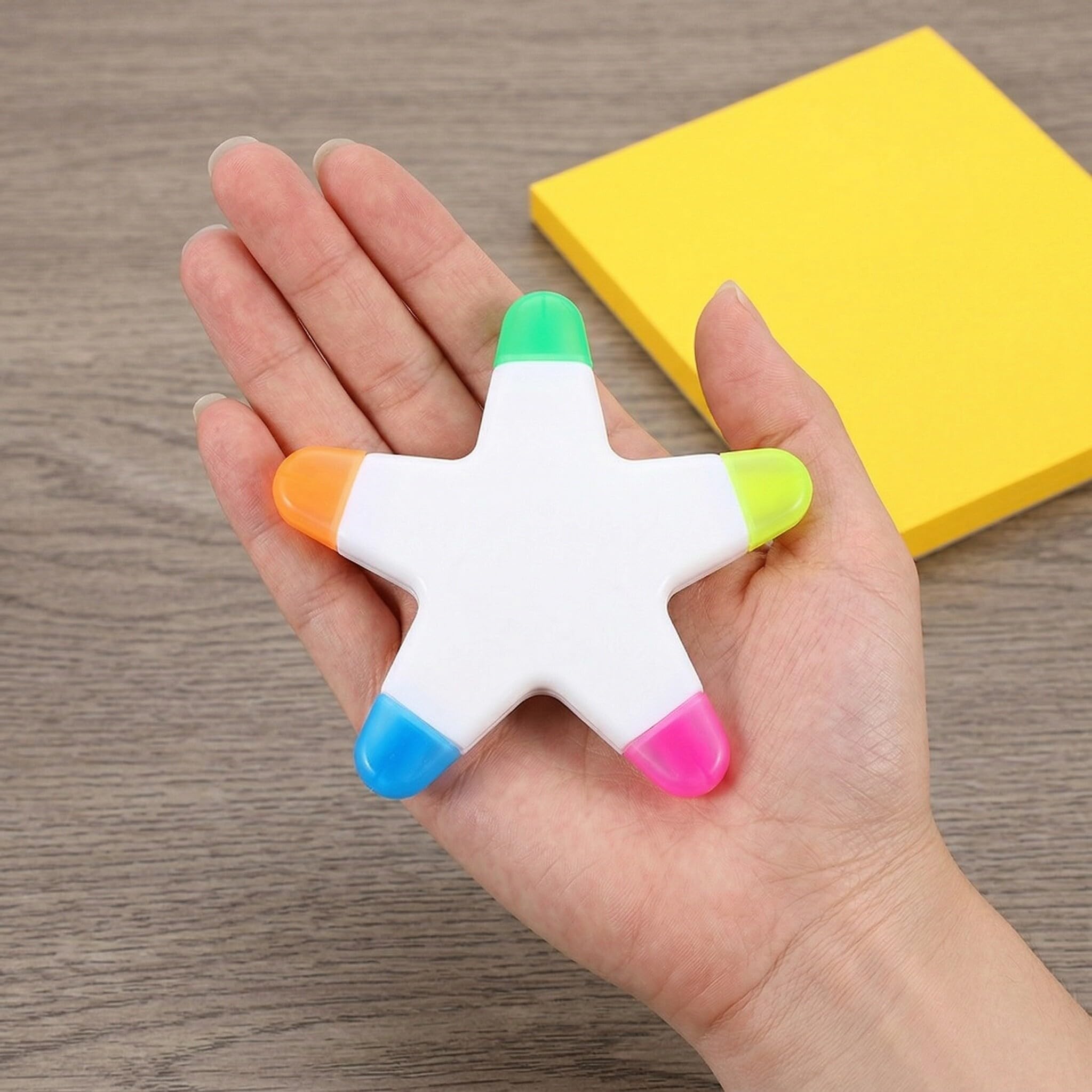 GALPADA 6 Pezzi Evidenziatori Fluo a Forma di Stella, Pennarelli Portatili in Plastica senza Sbavature, Creativi e Giocosi per Casa e Disegno, Set Colorato
