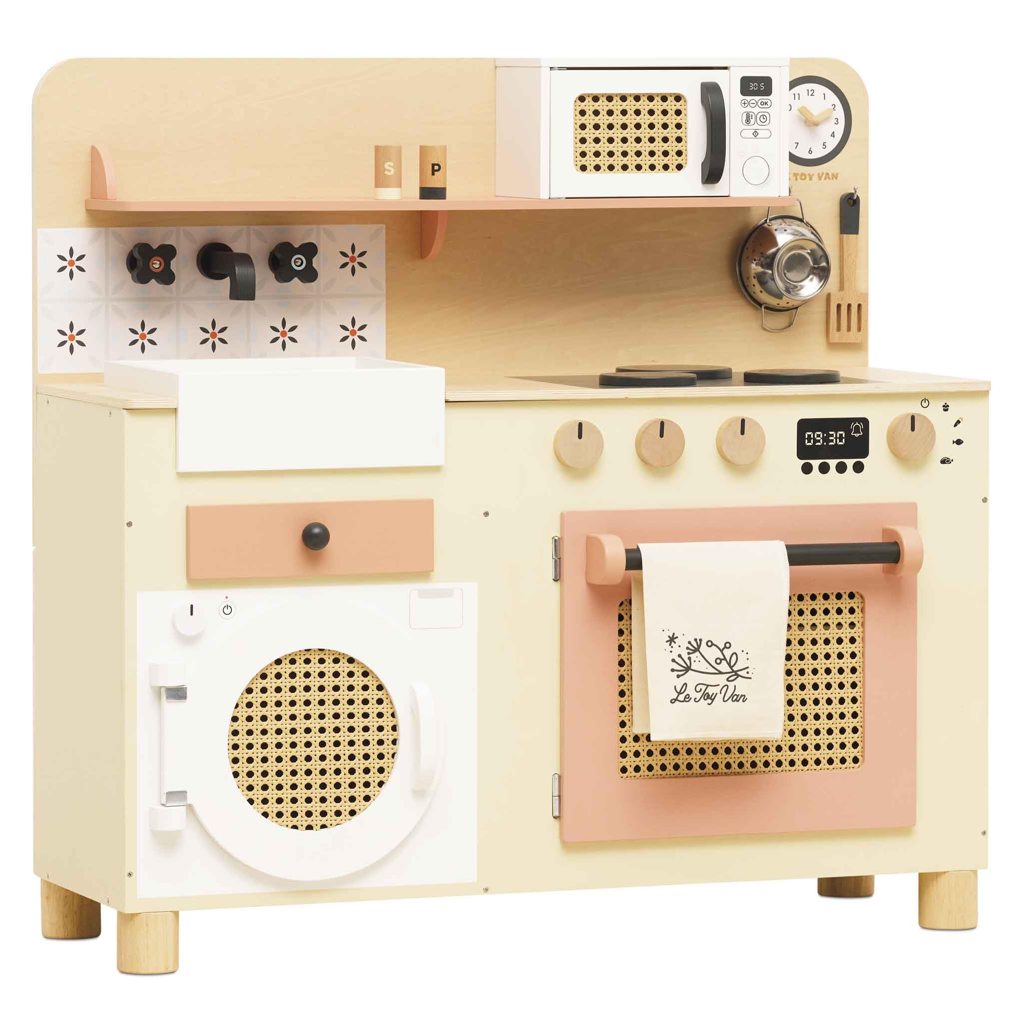 Amazon.com: Le Toy Van – Large Wooden Kitchen Furniture Set