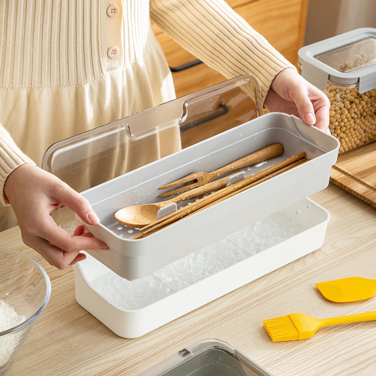 Lar acity Plastic Kitchen Der Organizer with Lid and Drainer