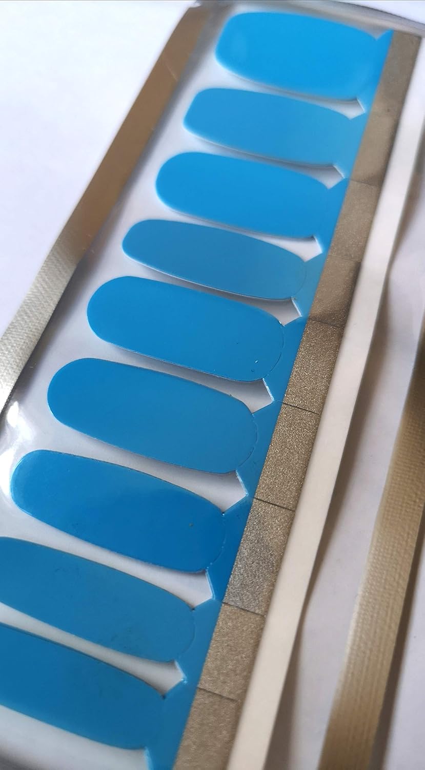 Express Manicure 100 Nail Laquer Strips 'Cornflower Blue