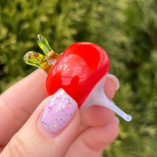 Miniatura 5 de Glass Radish Figurine  Hand Blown Red Vegetable Sculpture  Fused Glass Miniature  Unique Gift for Fathers Day, Kitchen Decor, or Collectible Display