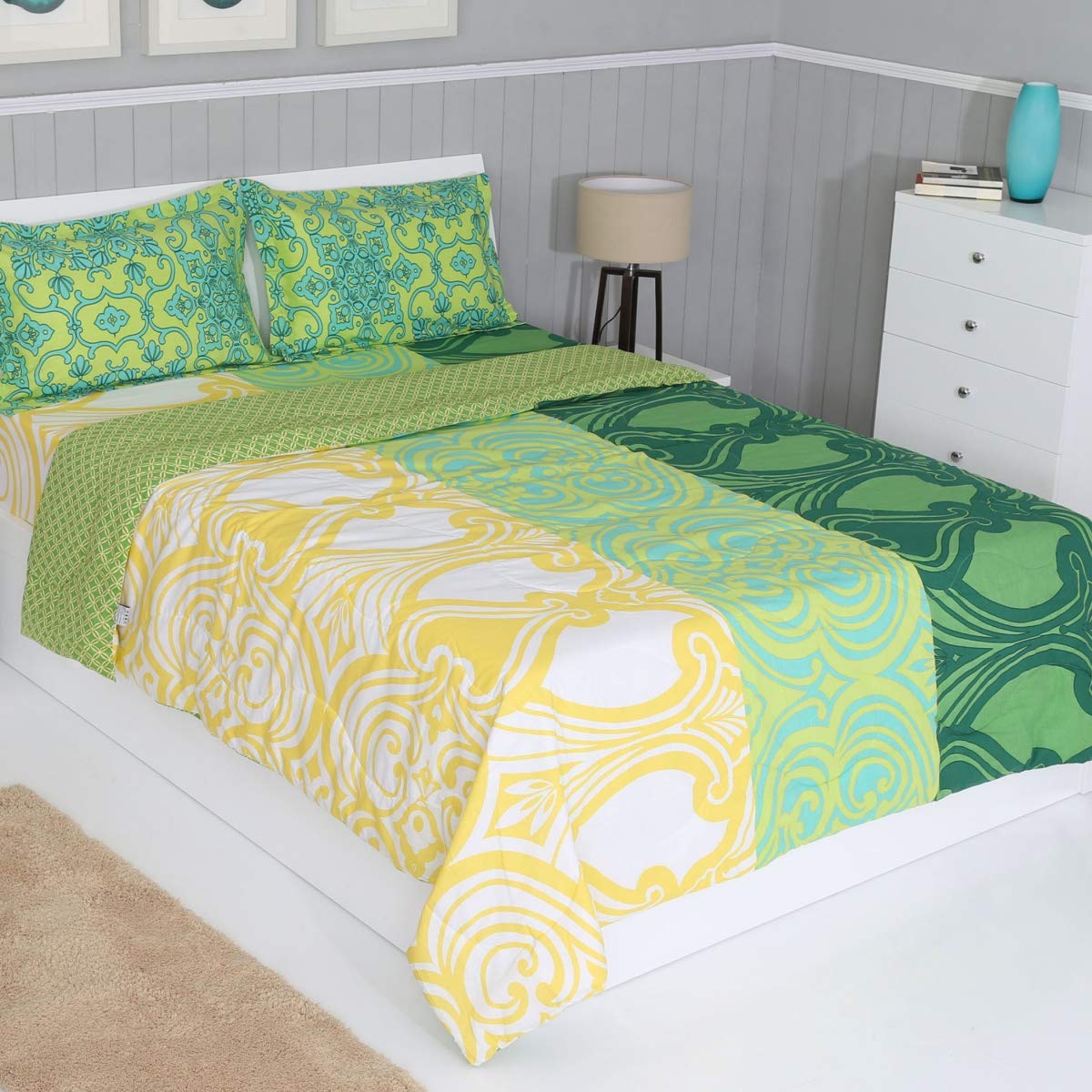 Portico Printed Bedding Set with Comforter 4 Pcs Amazon.in Home & Kitchen