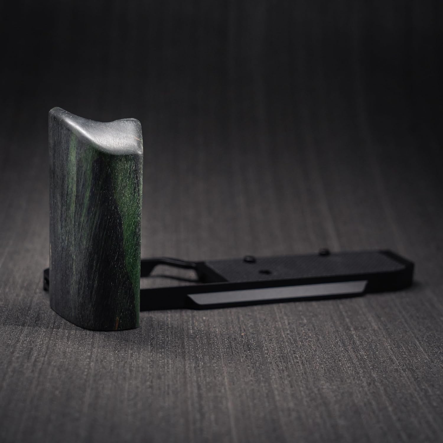 Wooden Wood Hand Grip + Aluminum Alloy Baseplate QR L Handle for ZF Camera (Green Black Stable Wood)