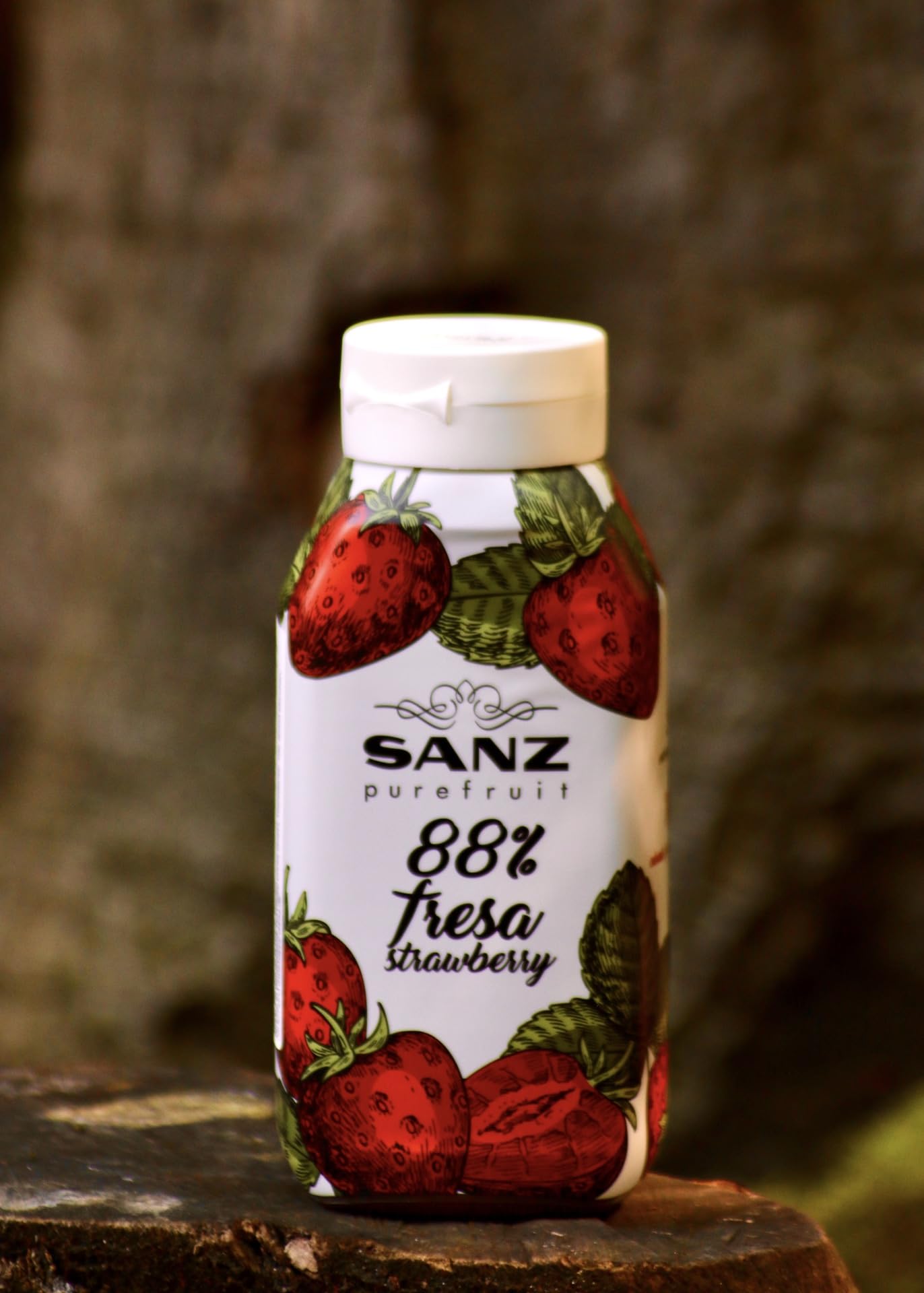 Sanz Puré de Fresa para cócteles, smothies, repostería, cocina ... - 670 ml