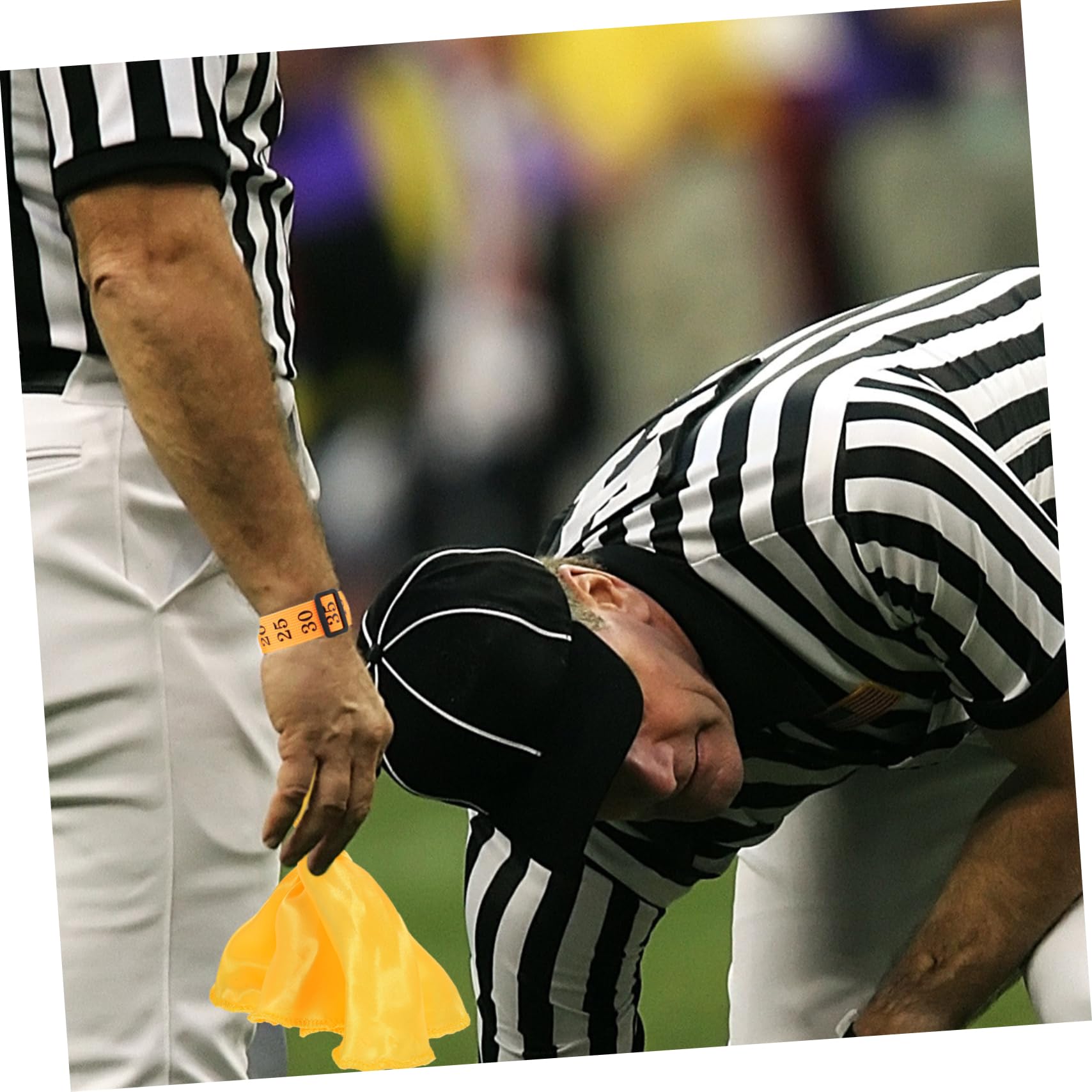 Toyvian Drapeaux De Sport De Football Clip Chaîne Numéroté Kit De Football Tenue D'arbitre Équipement De Football Kit D'arbitre Standard Clips Polyester