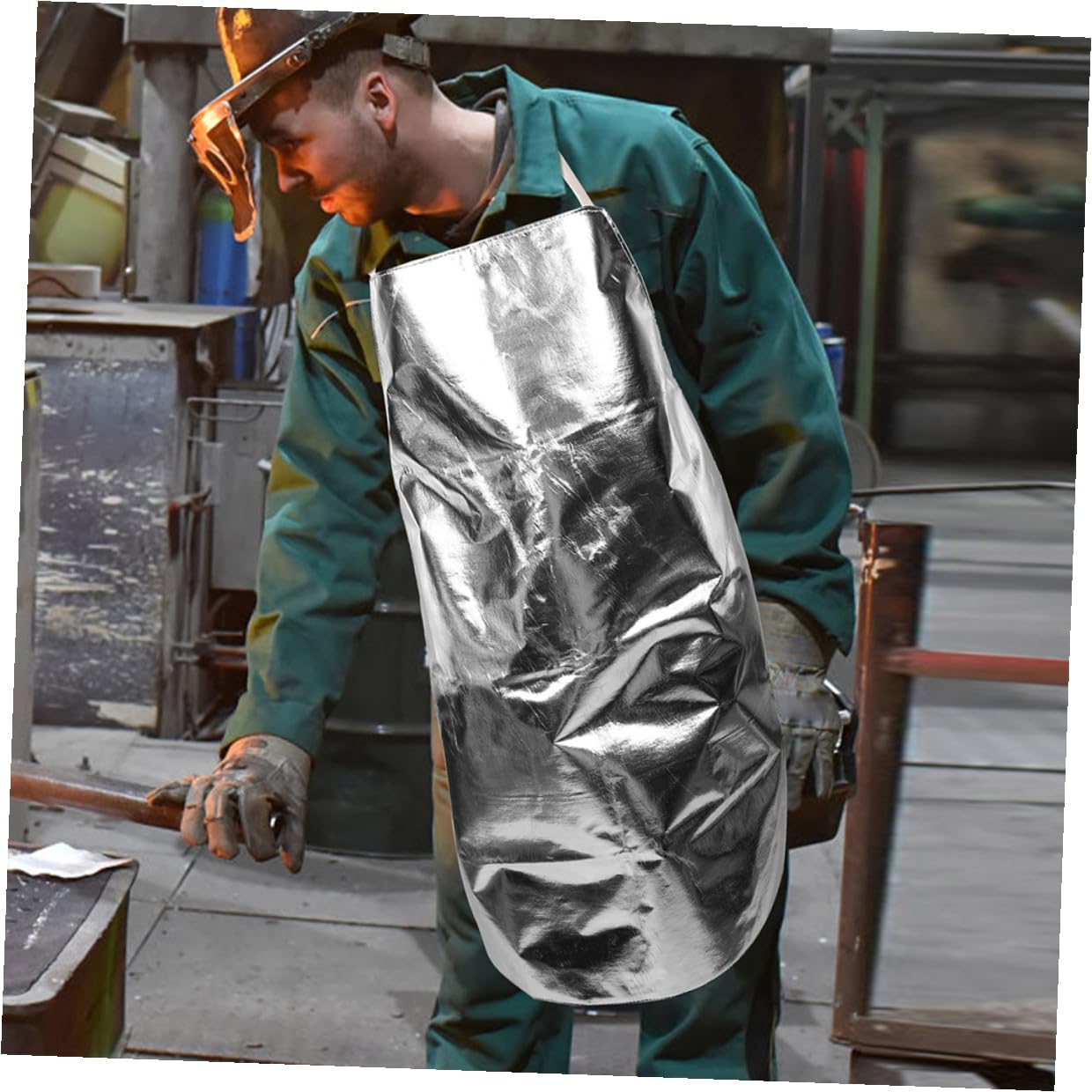 Hitzebeständige Aluminiumfolie Schweißschürze mit Verstellbaren Trägern Feuerfeste Arbeitsschürze für Schwere Industrieanwendungen Hitzebeständige Kochschürze für Herren Leichter