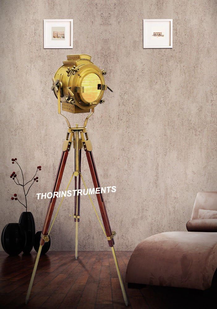 Vintage Designerアンティークサーチライトブラウン三脚フロアランプ