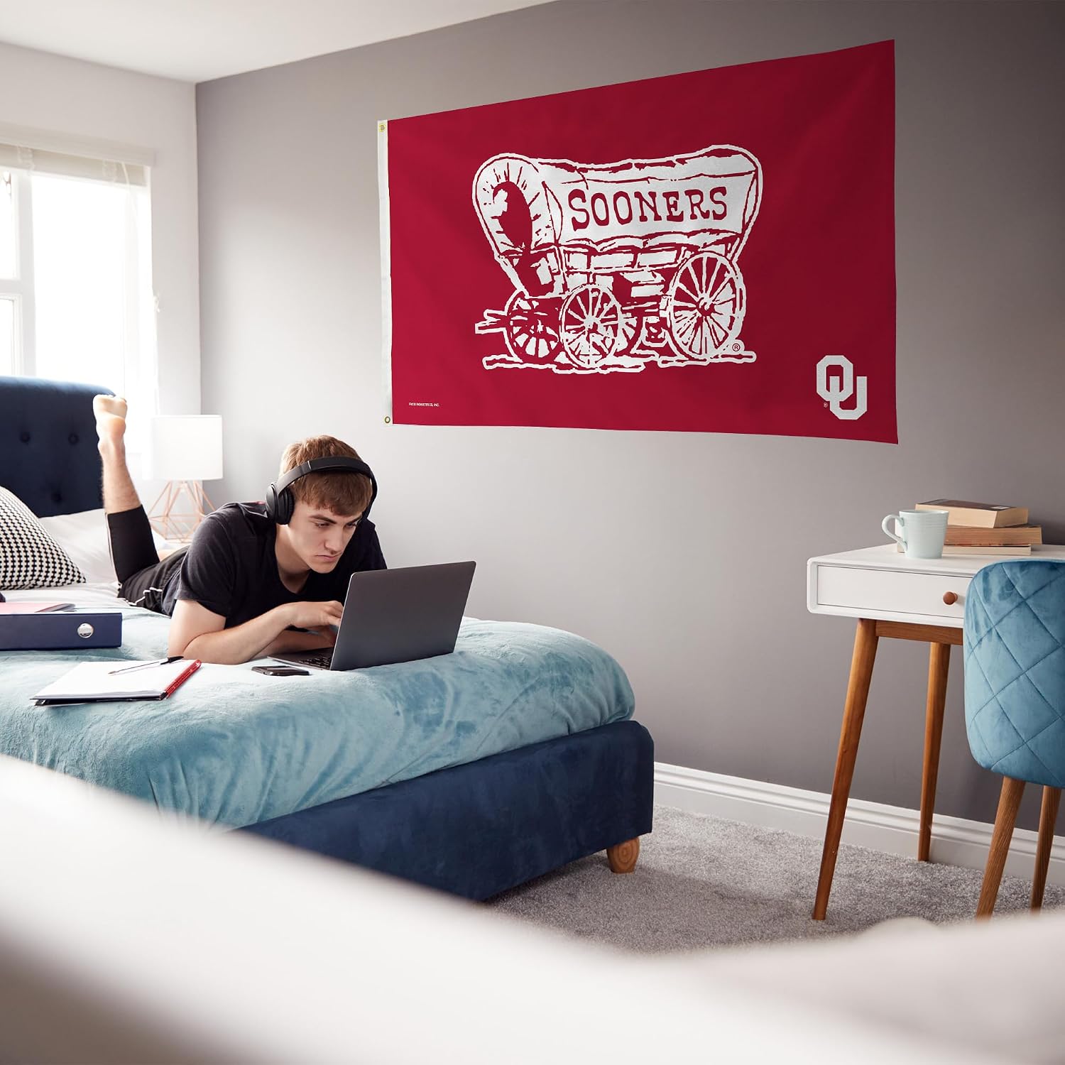 Rico Industries NCAA Oklahoma Sooners Boomer Schooner Red 3' x 5' Banner Flag Single Sided - Indoor or Outdoor - Home Décor