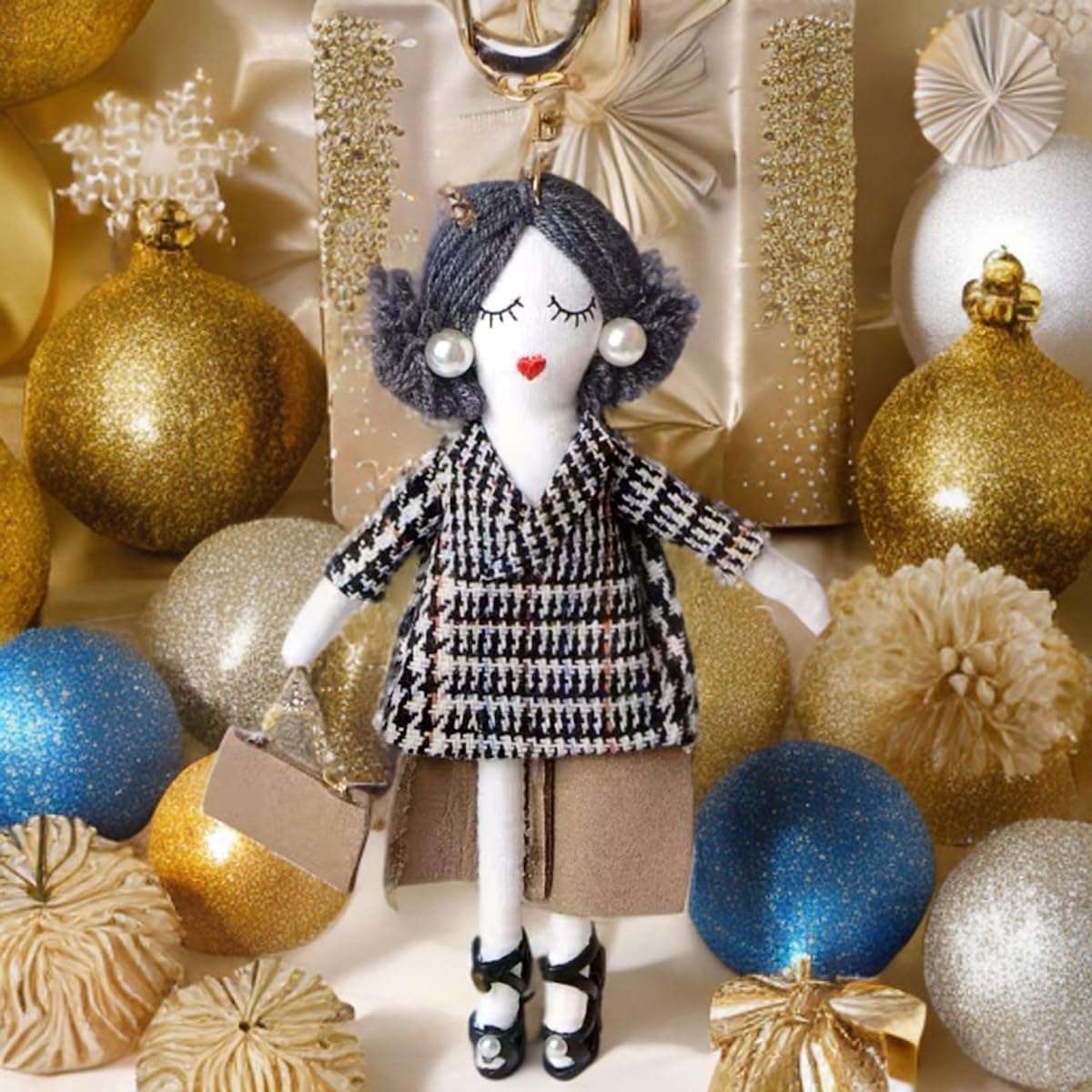 Designer Inspired Vintage Galmour Fashion Doll Puppet Chic Key chain Car Key Ring Bag Purse Backpack for Women