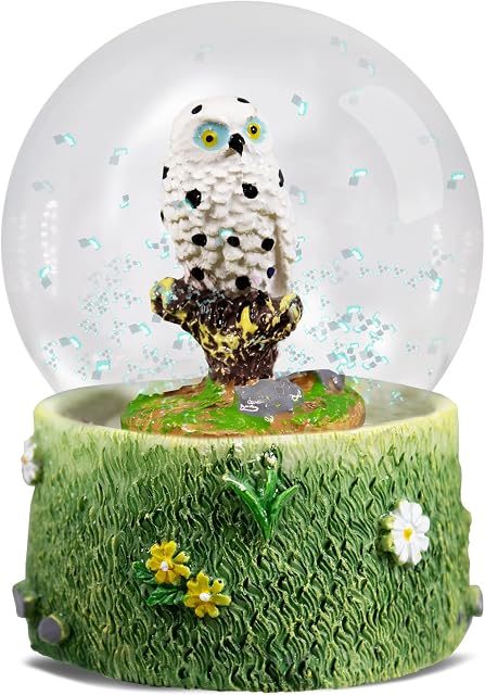Water Globe - Owl from Deluxebase. Owl Snow Globe with Resin Figurine and Moulded Base. Great home decor, ornaments and gifts.