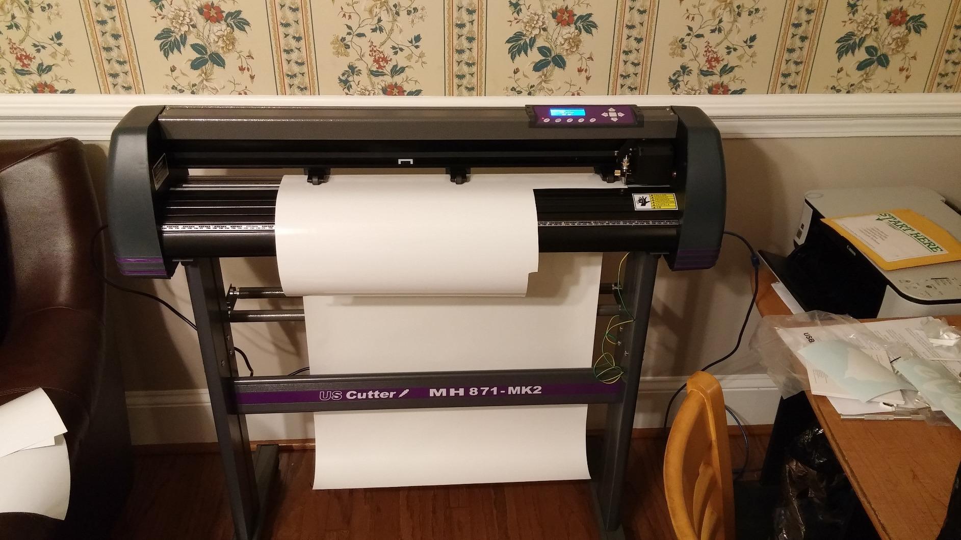 7 Best Vinyl Cutting Machines Reviews For 2022 [Videos Included]